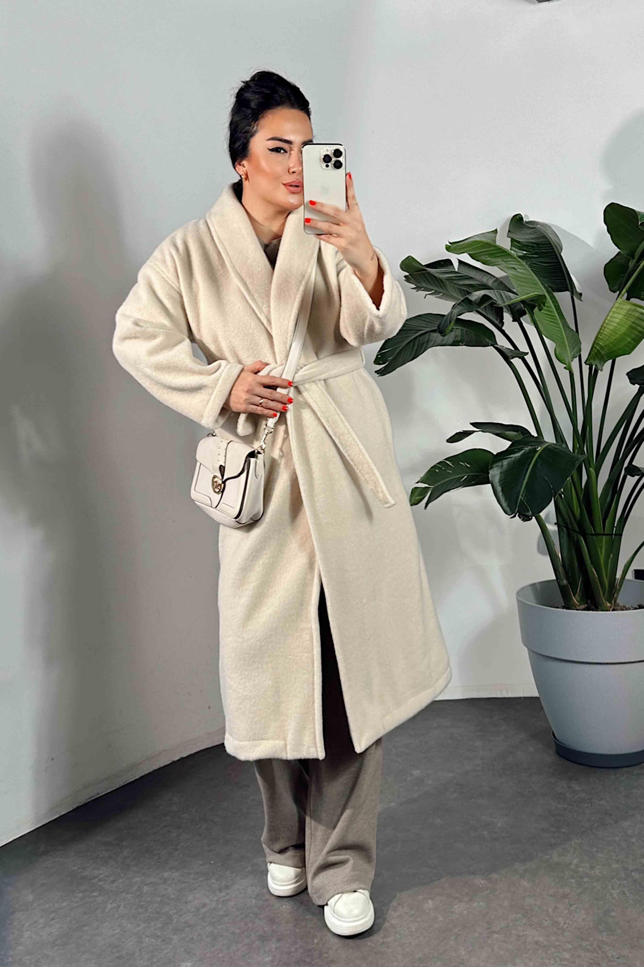 Premium Kalite Kuşaklı Basic Şal Yaka Kaban Ekru