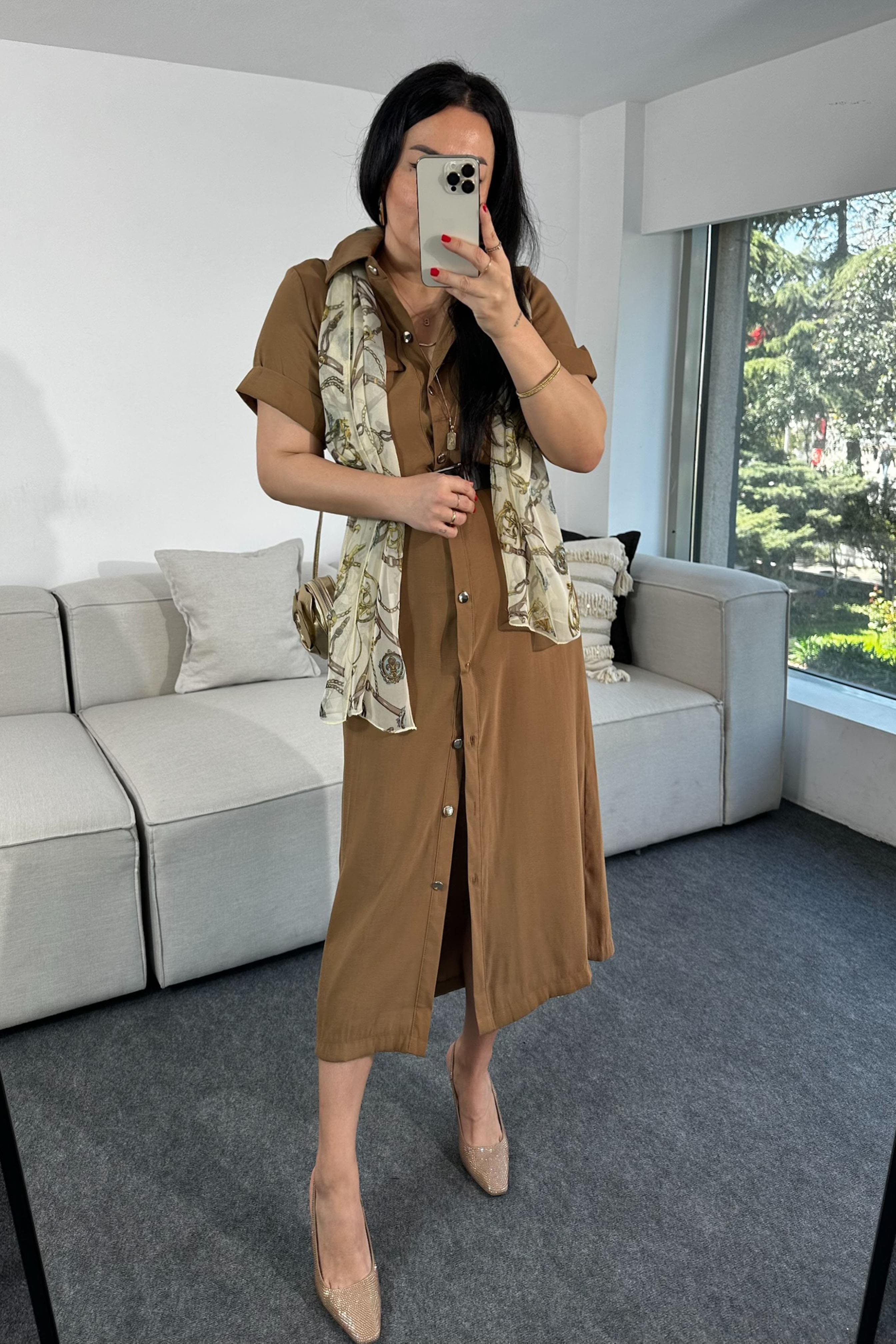 Premium Kalite Tensel Kumaş Kemer Detaylı Midi Elbise Camel