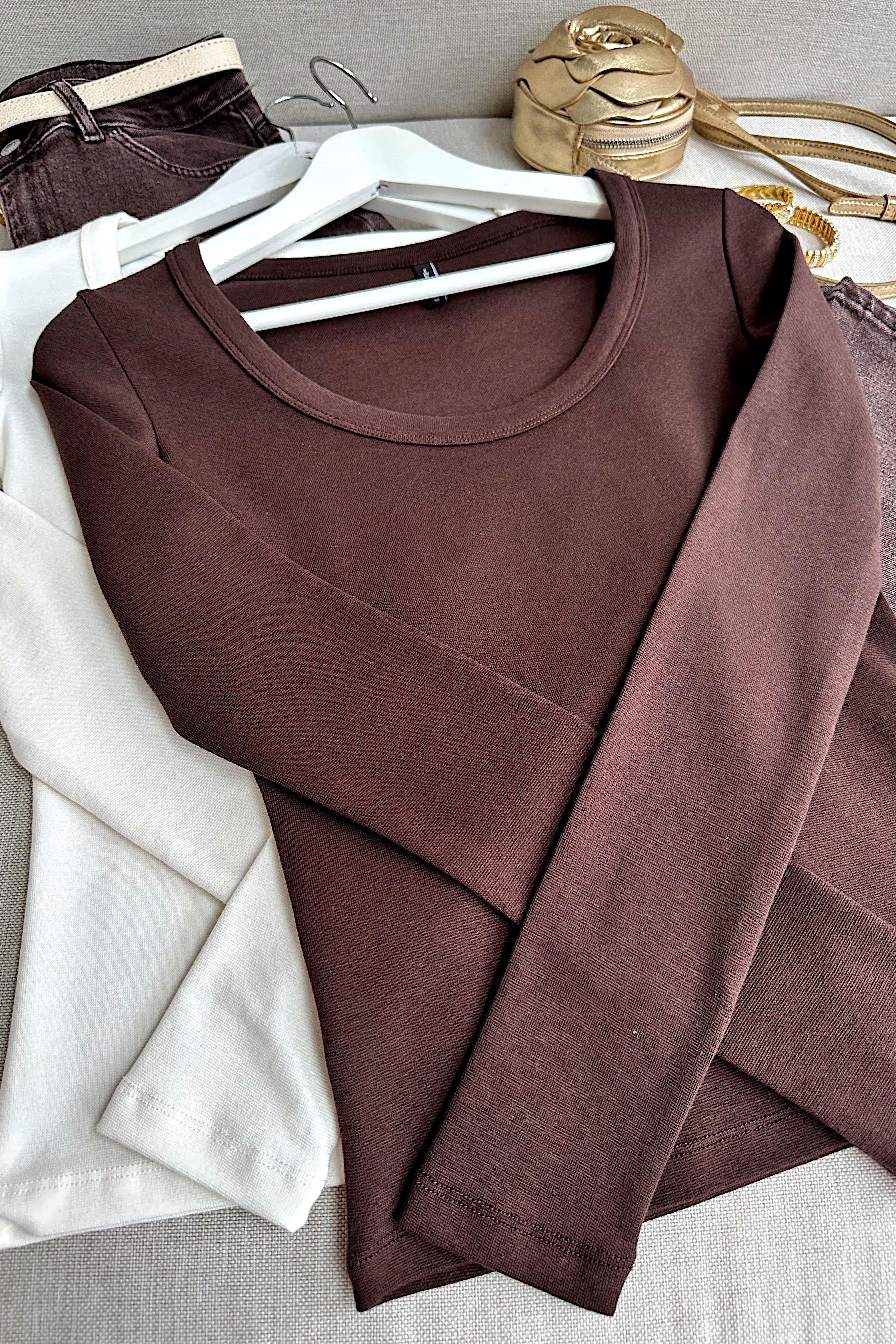 Premium Kalite U Yaka Basic Bluz Kahverengi