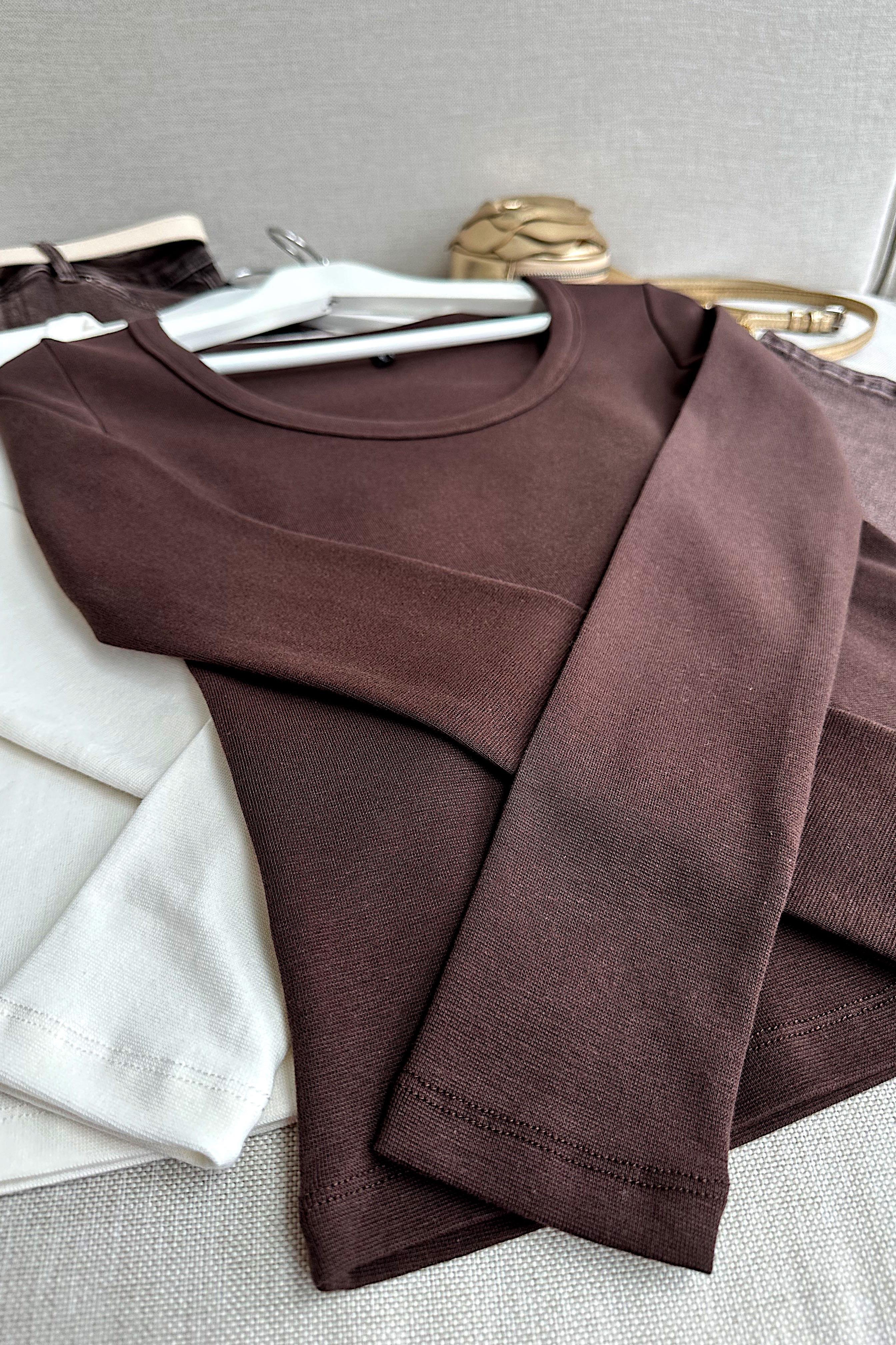 Premium Kalite U Yaka Basic Bluz Kahverengi