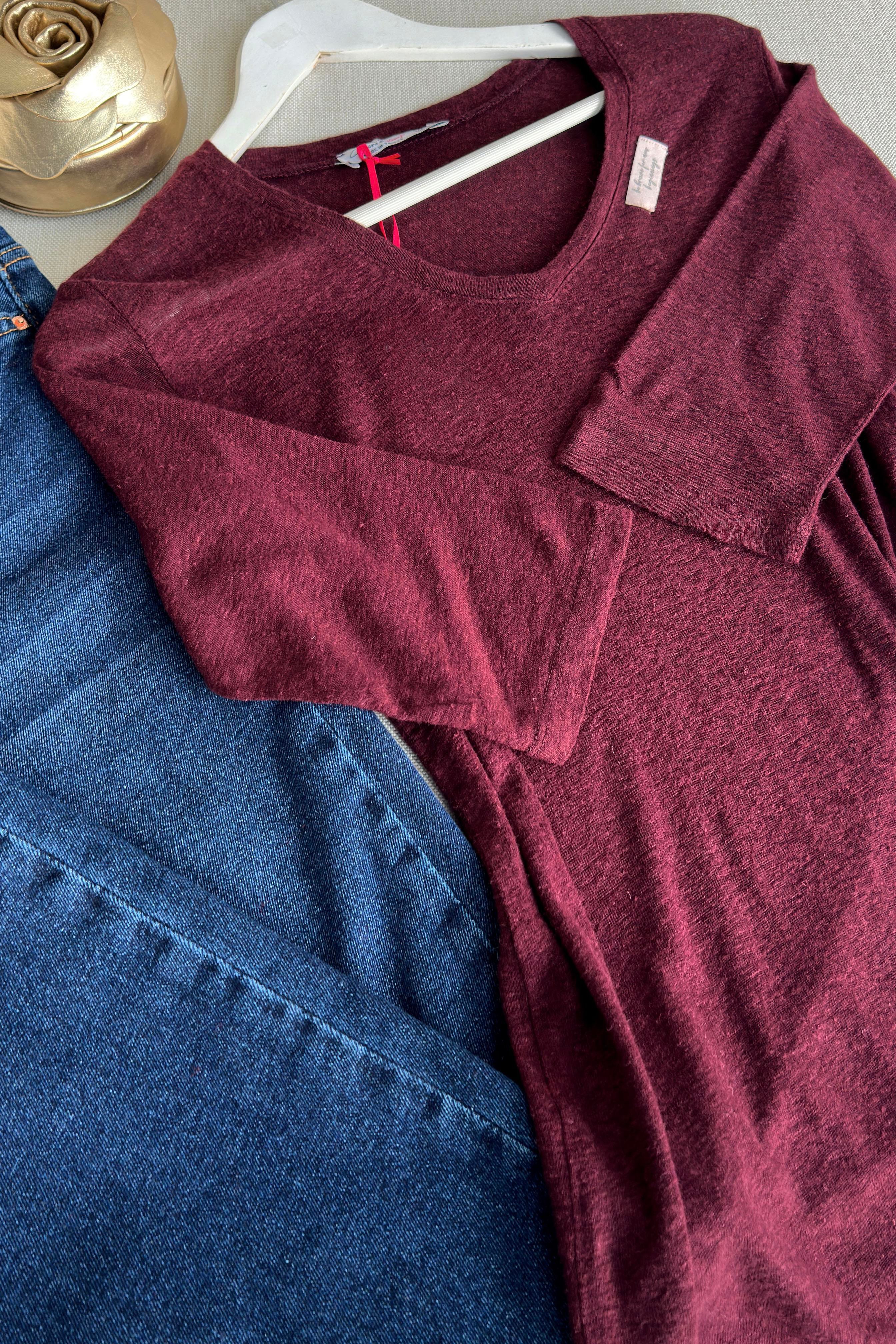 Premium Kalite V Yaka Yumoş Dokulu Basic Bluz Bordo