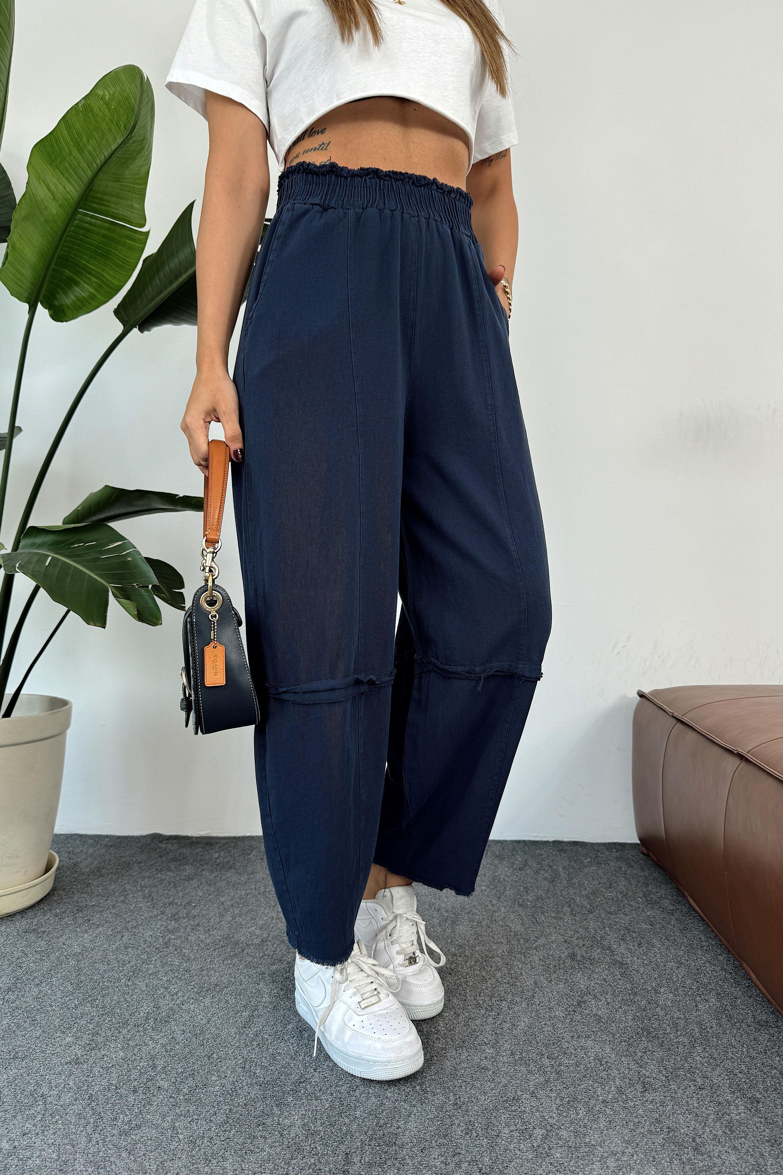 Premium Seri Gabardin Kumaş Paçası Kesik Şalvar Pantolon Lacivert