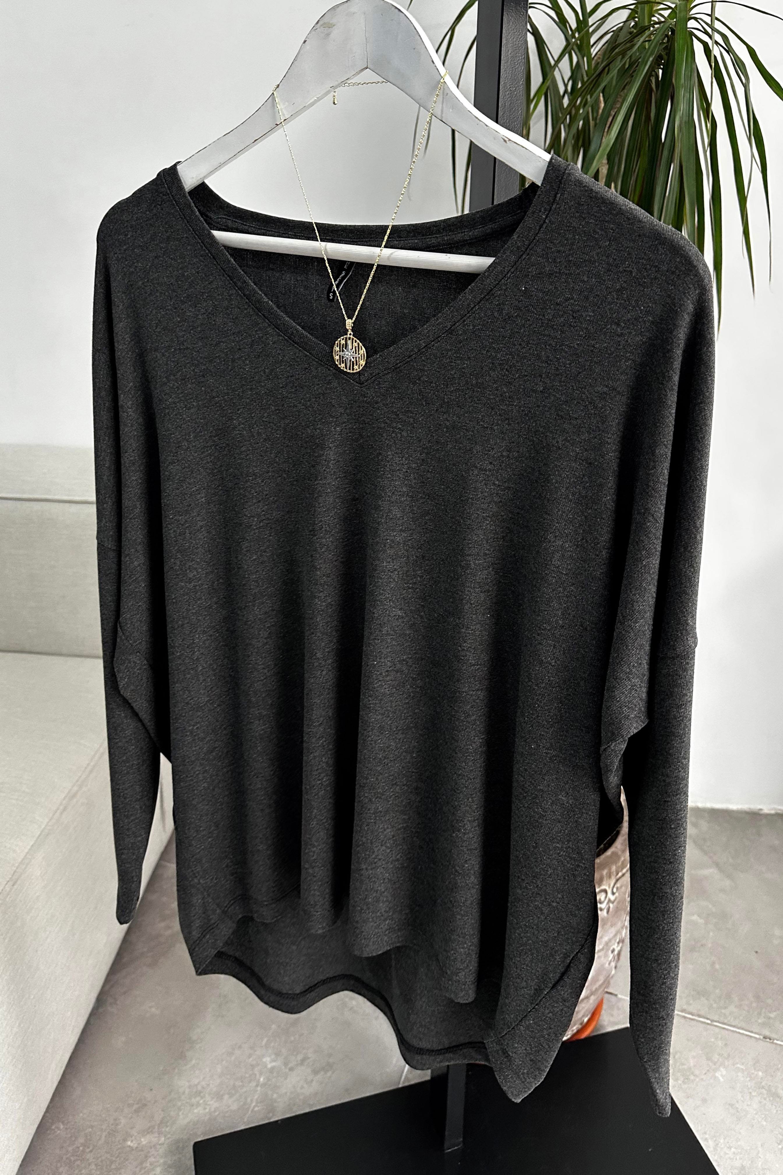 Premium Seri V Yaka Basic Bluz Antrasit