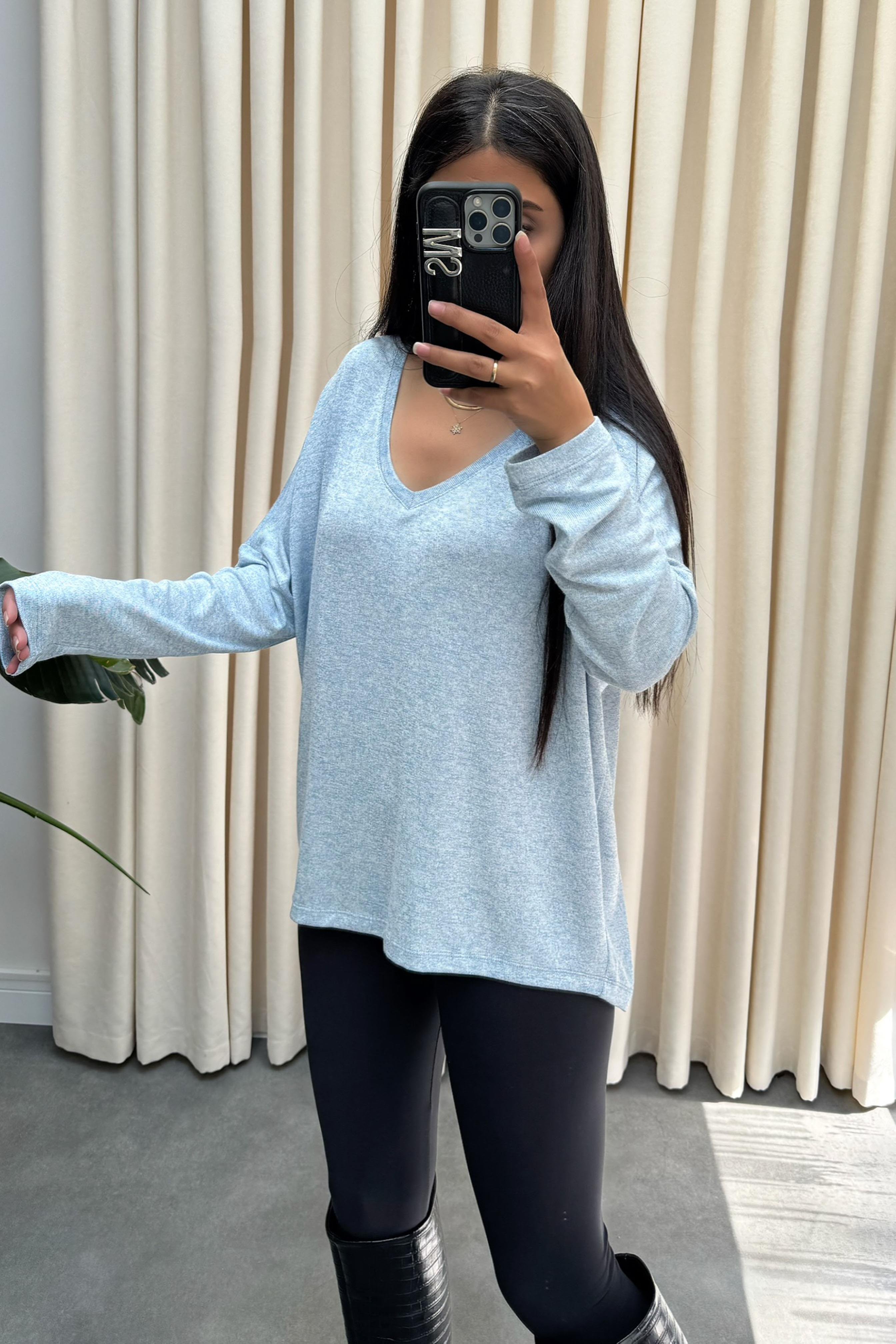 Premium Seri V Yaka Basic Bluz Mavi