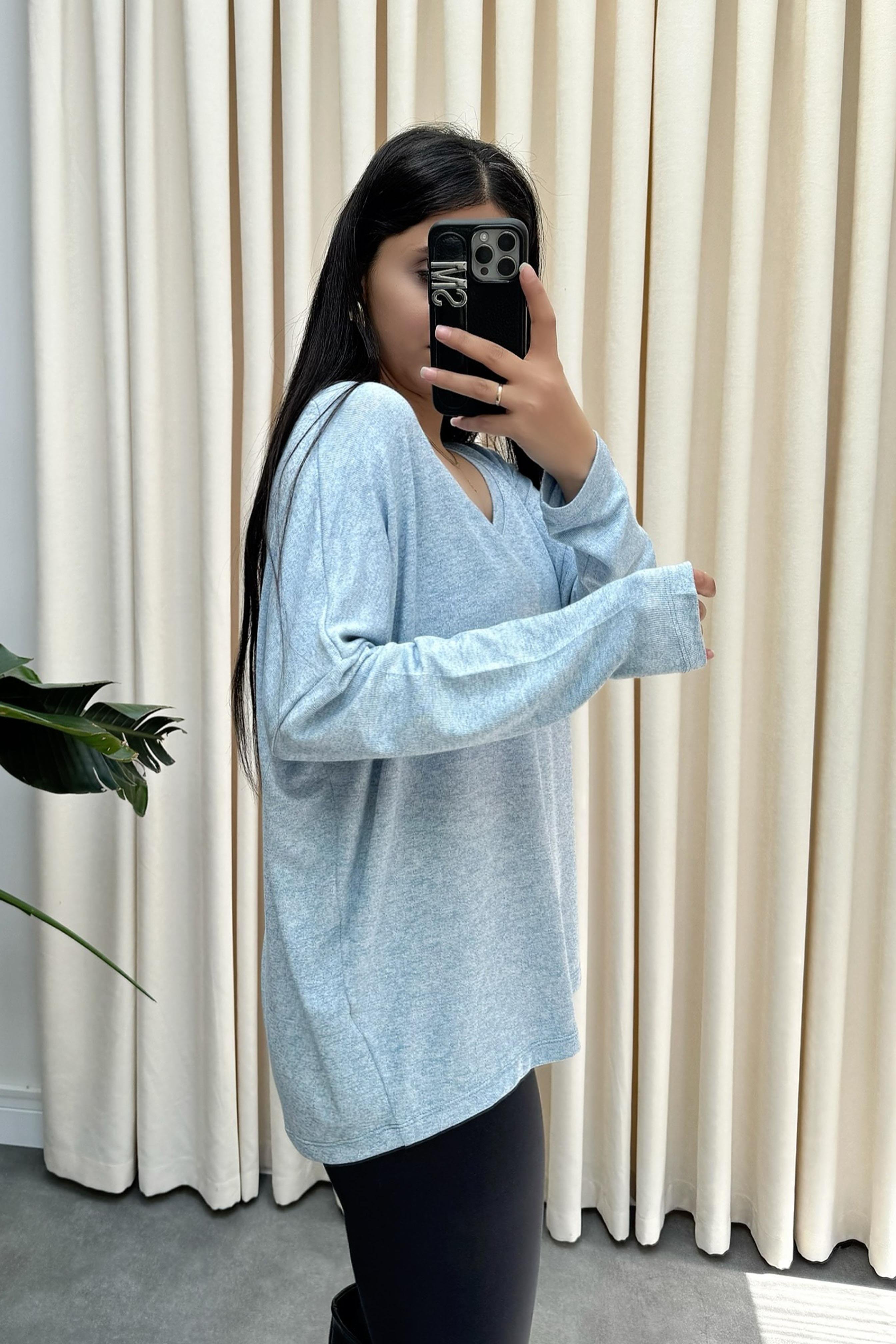 Premium Seri V Yaka Basic Bluz Mavi