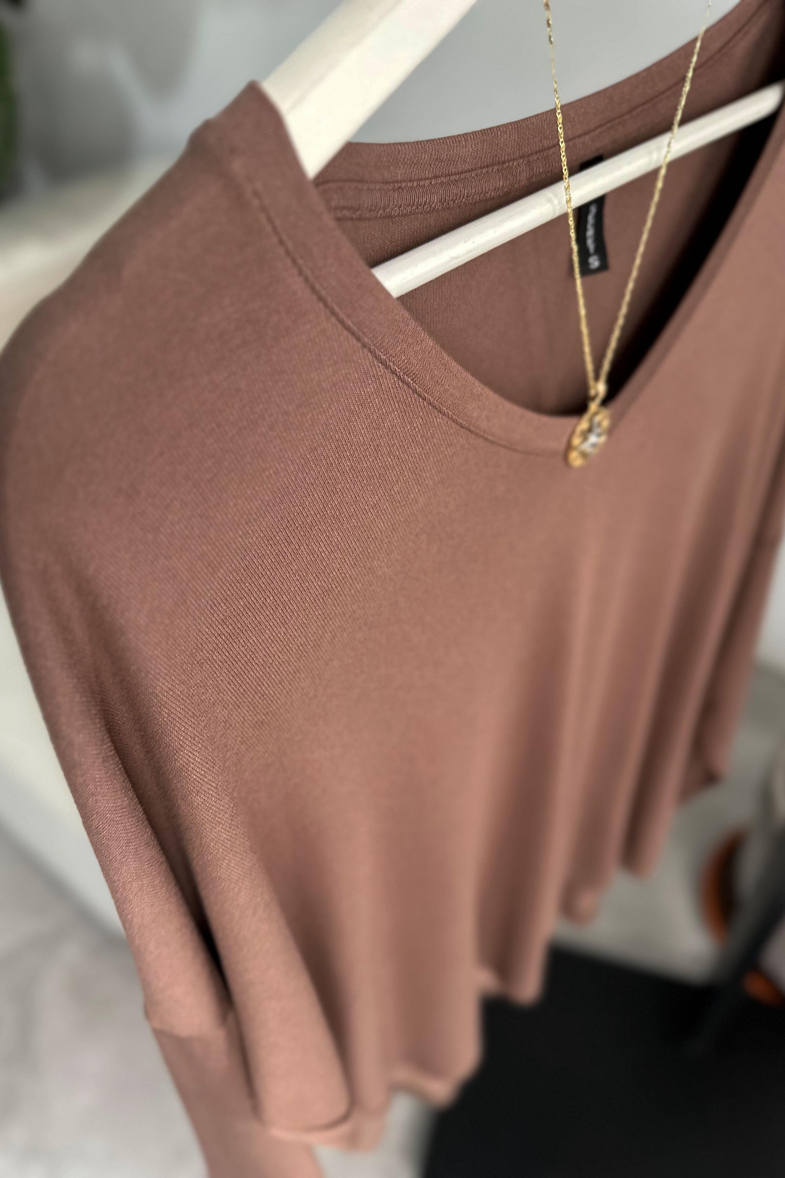 Premium Seri V Yaka Basic Bluz Vizon