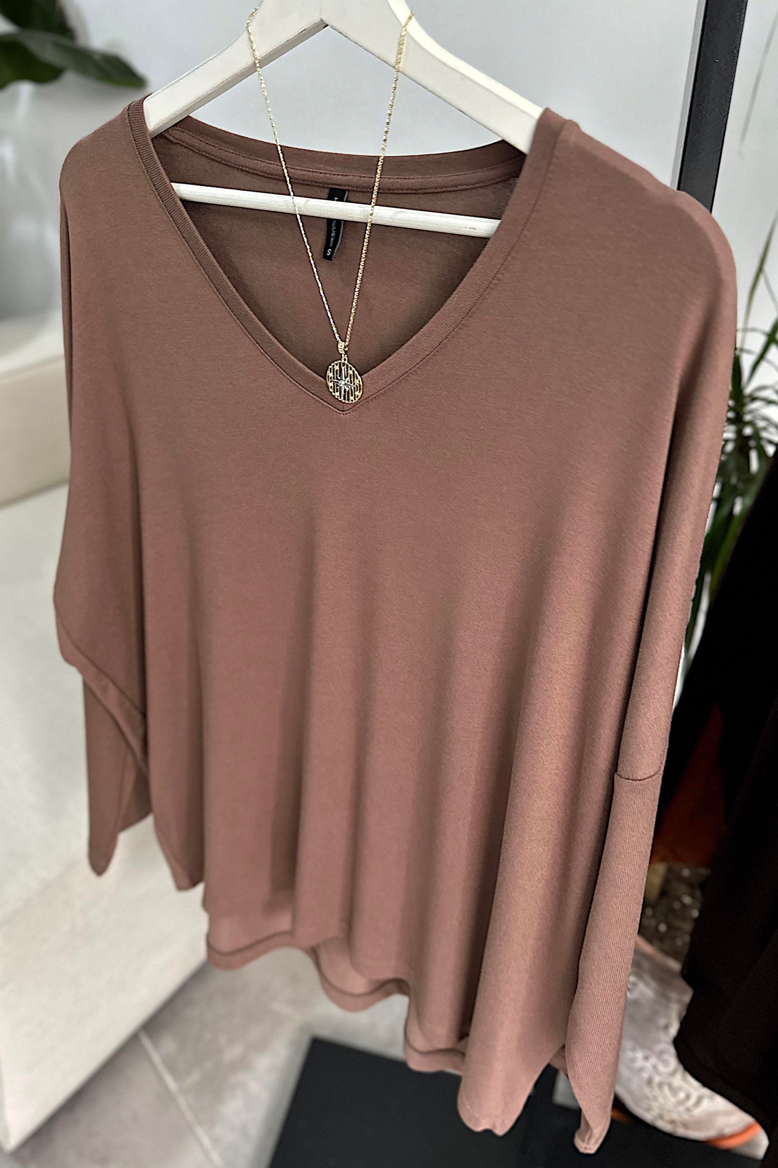 Premium Seri V Yaka Basic Bluz Vizon