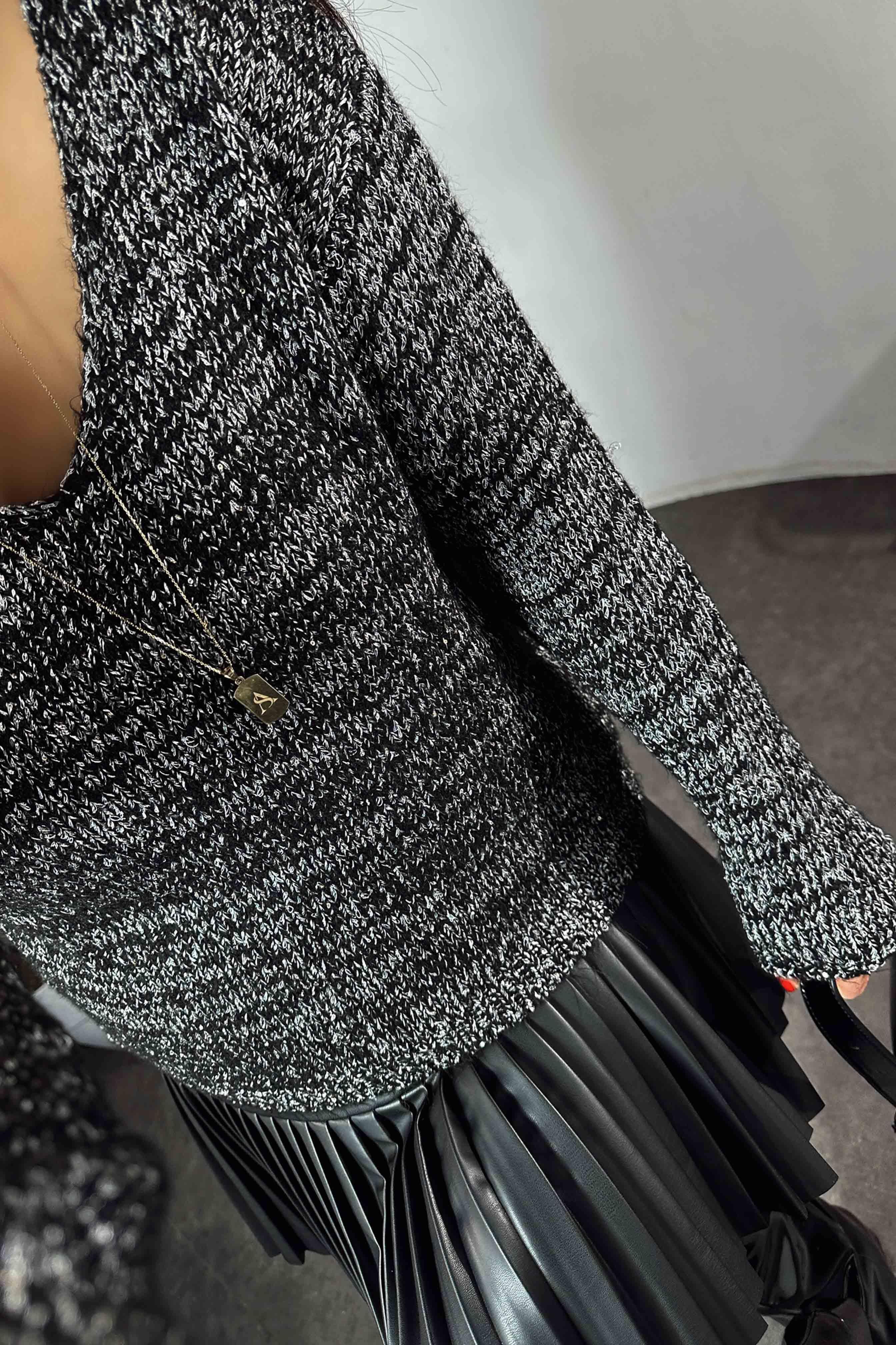 Pullu Tasarım V Yaka Örme Kadın Kazak Antrasit