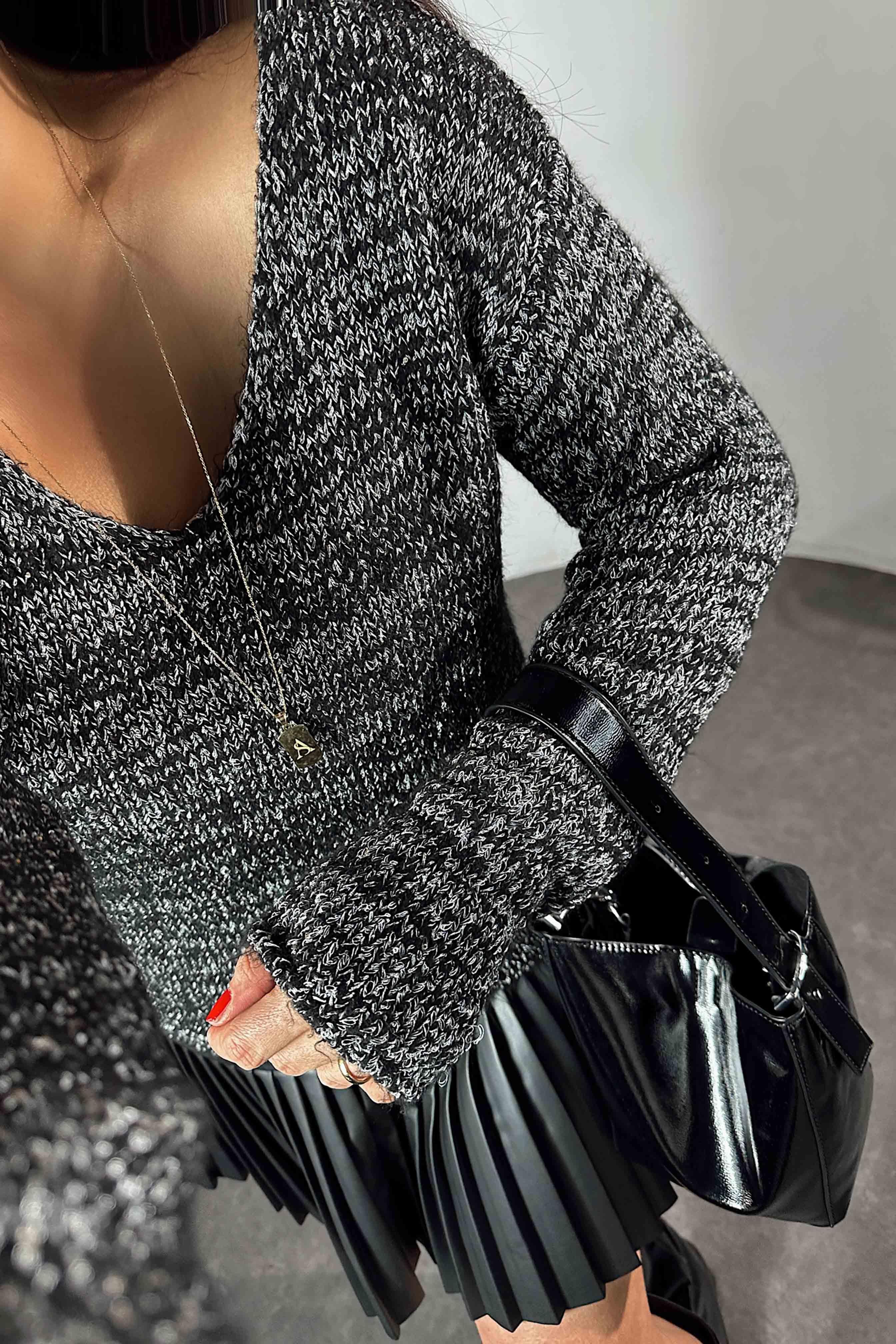 Pullu Tasarım V Yaka Örme Kadın Kazak Antrasit