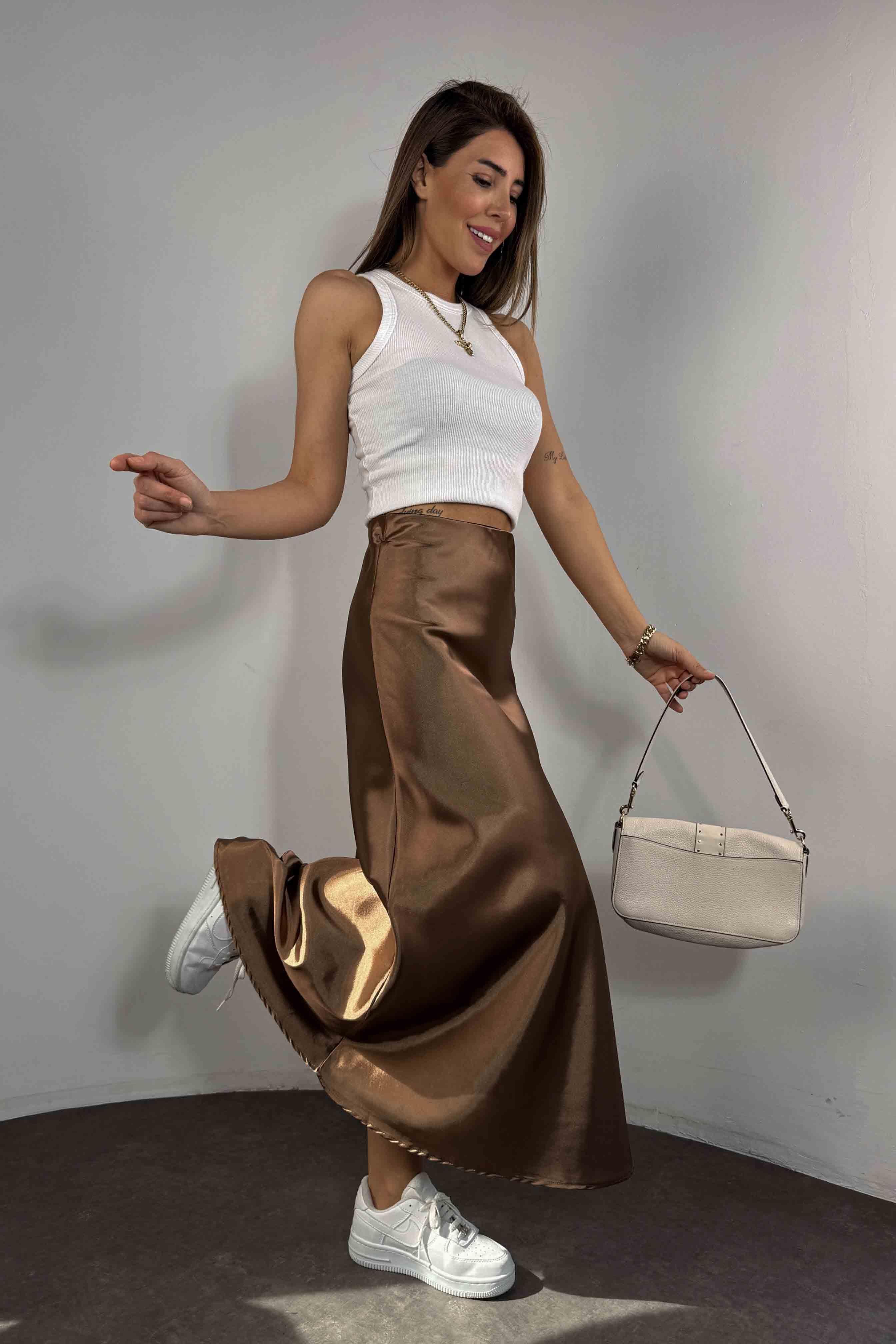 Saten Kumaş Beli Lastikli Uzun Etek Camel