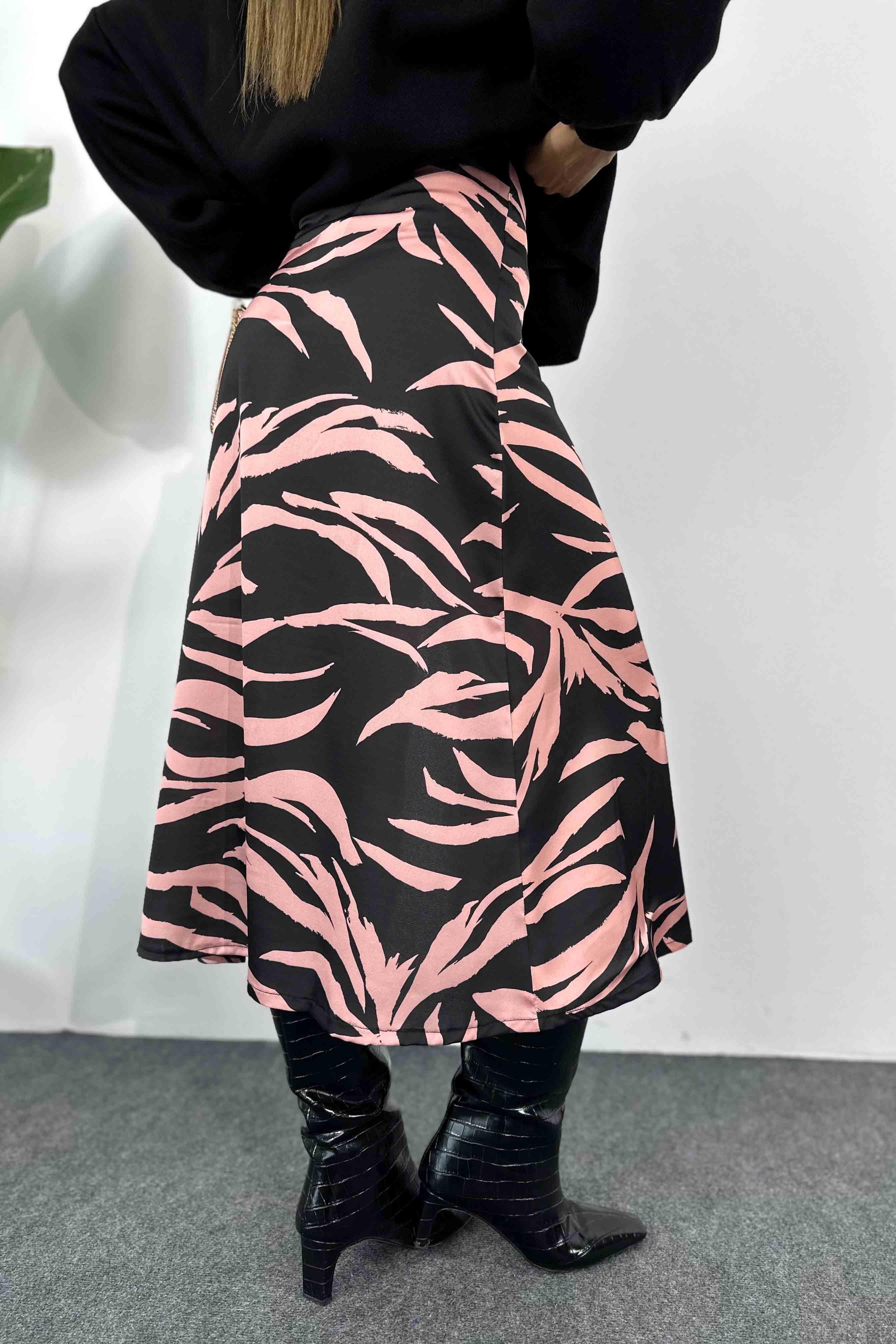 Saten Kumaş Zebra Desenli Uzun Etek Pembe