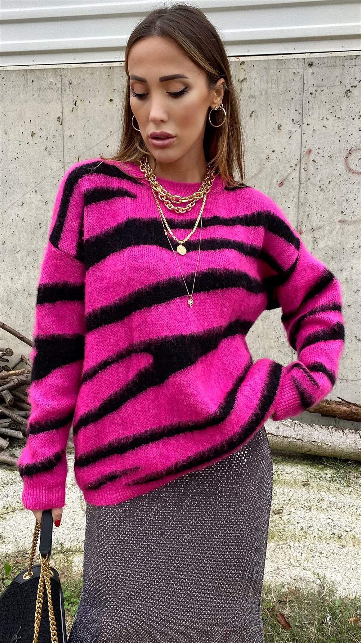 Şeker Pembe Siyah Zebra Desen Yumuş Tasarım Kazak