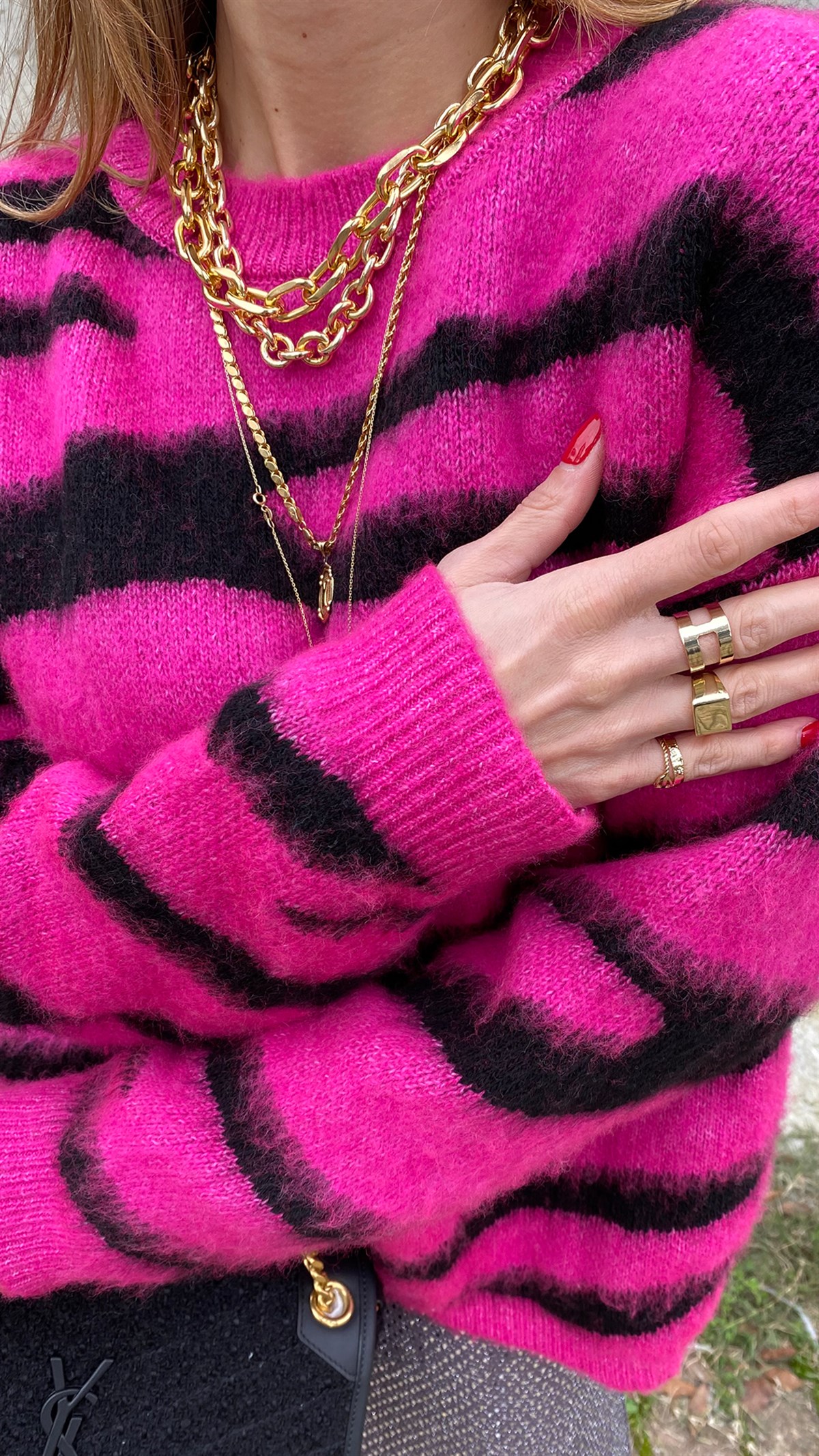 Şeker Pembe Siyah Zebra Desen Yumuş Tasarım Kazak