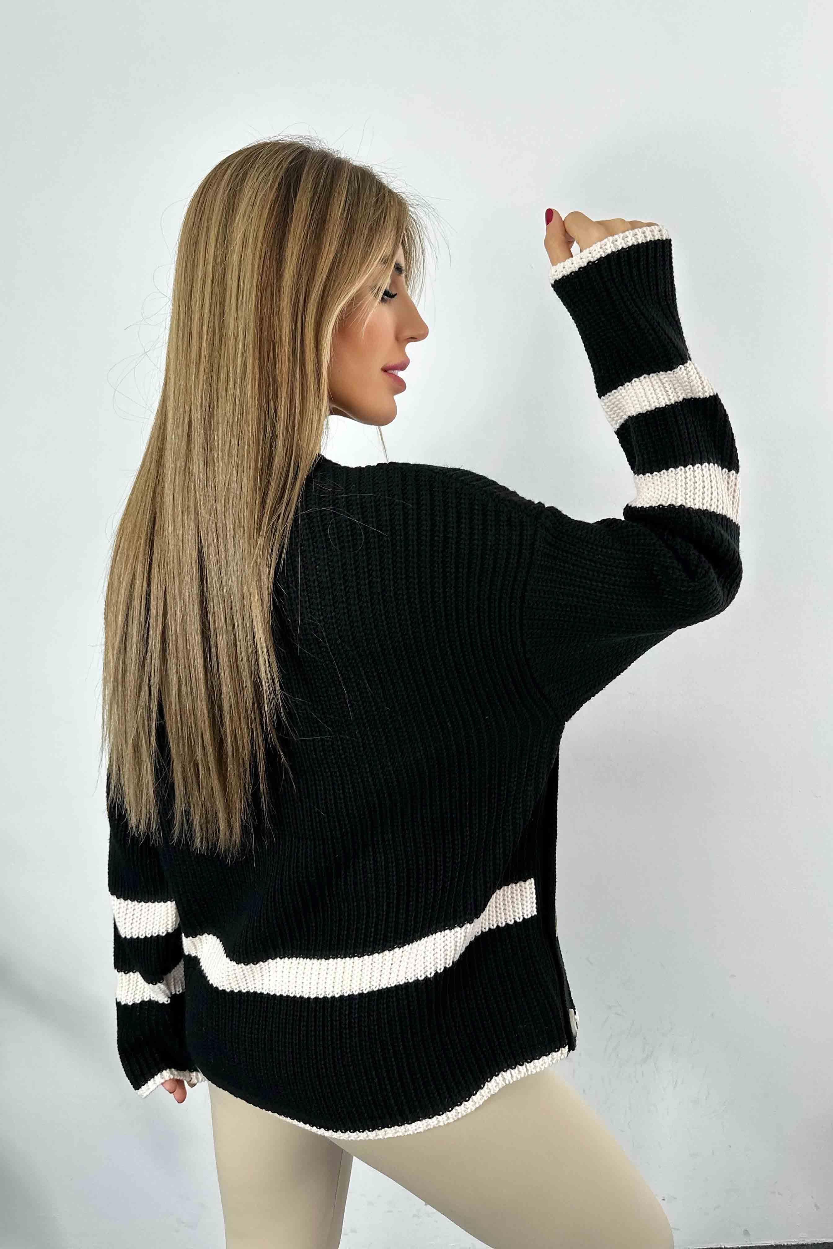 Selanik Örme Yanlardan Düğmeli Kazak Siyah