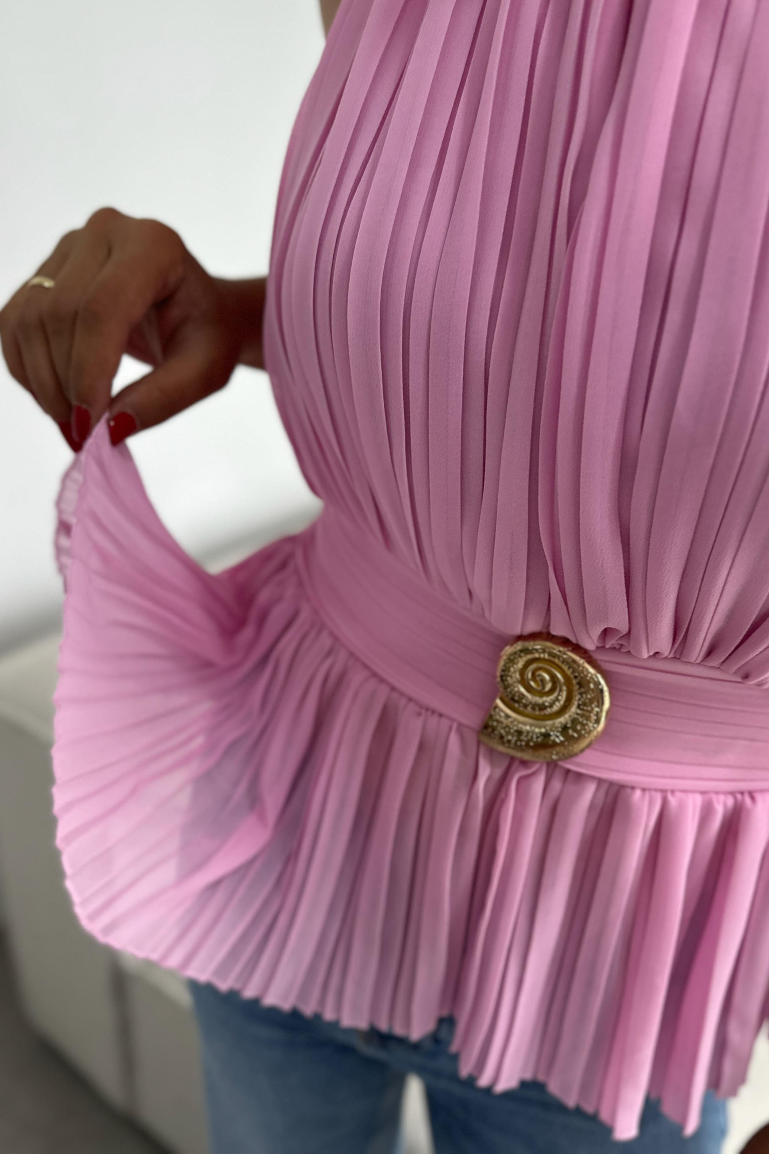 Şifon Gold Aksesuar Detaylı Fermuarlı Bluz Pembe