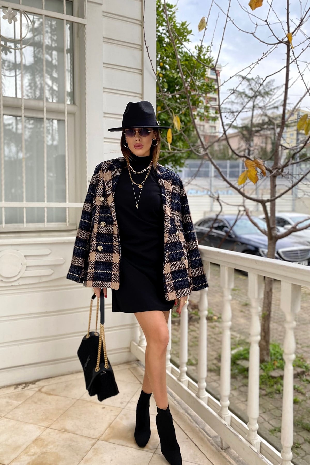 Siyah Bej Ekoseli Blazer Ceket