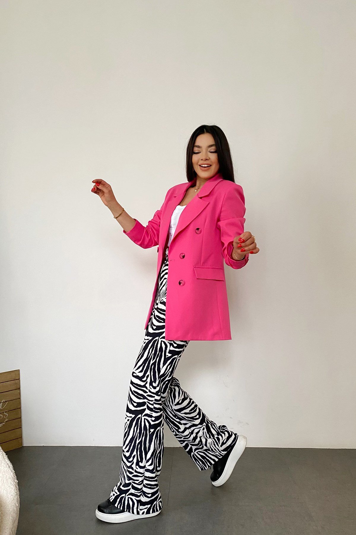 Siyah Beyaz Zebra Desen Crep Kumaş Pantolon