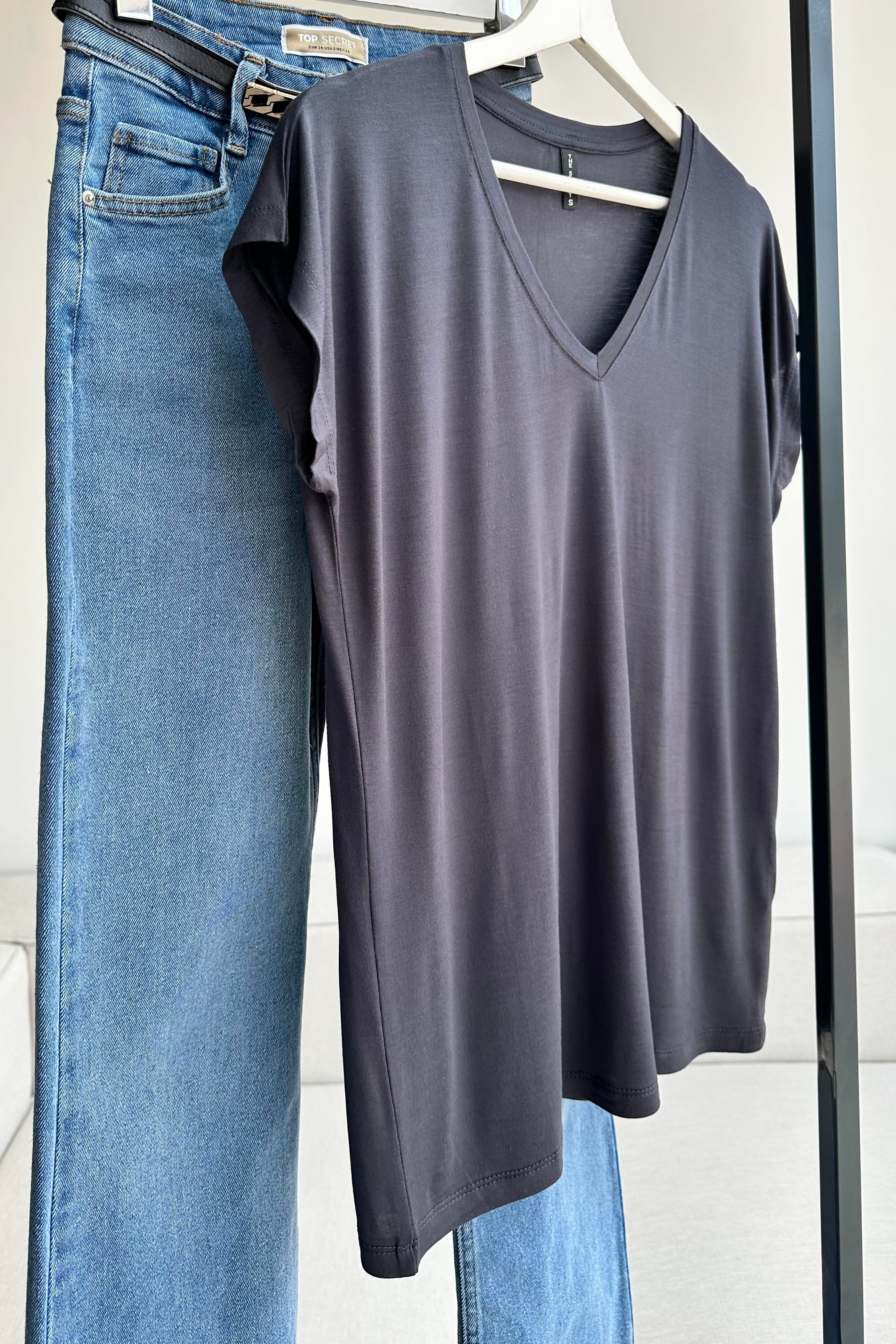 Soft Line V Yaka Basic Tişört Antrasit