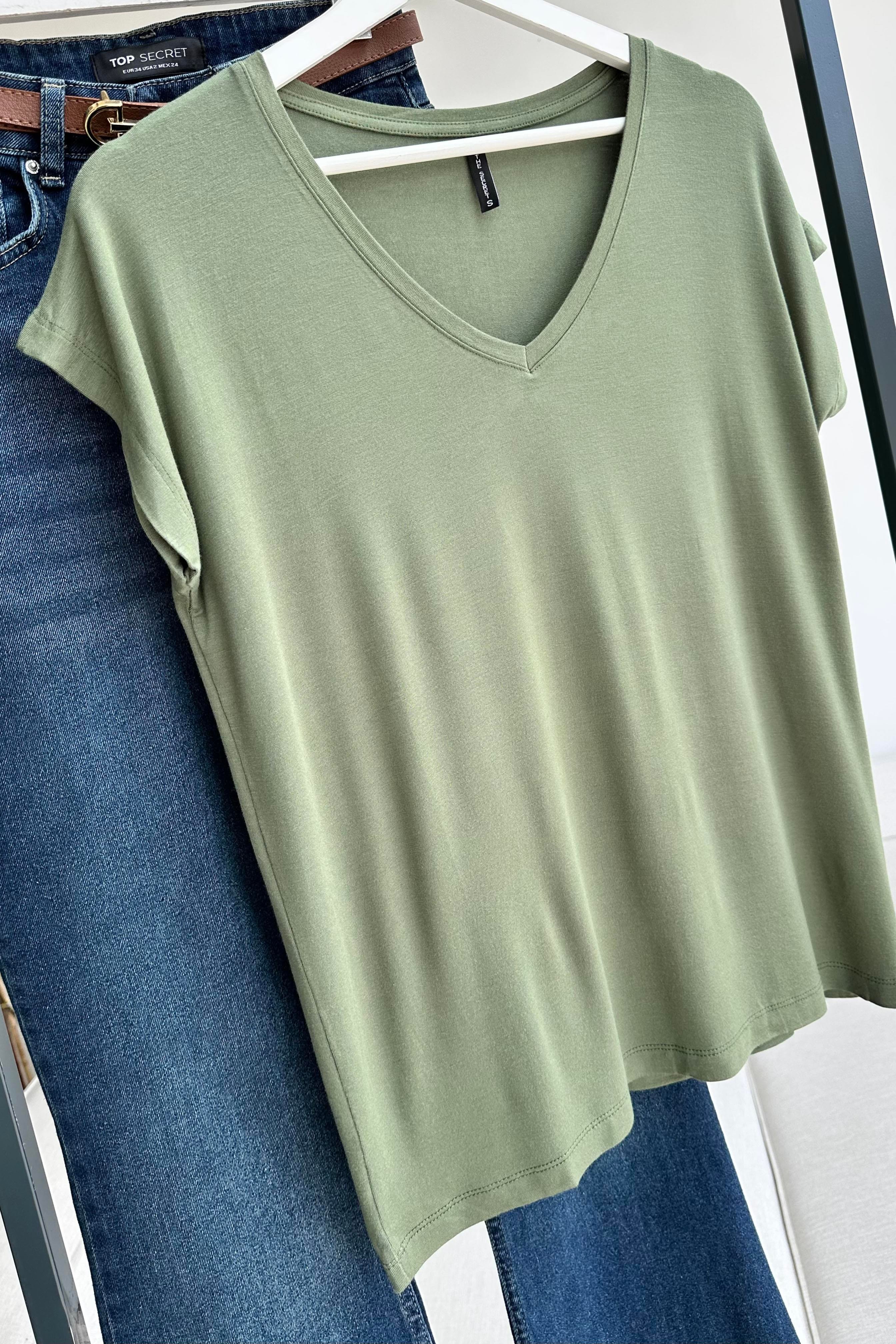 Soft Line V Yaka Basic Tişört Haki