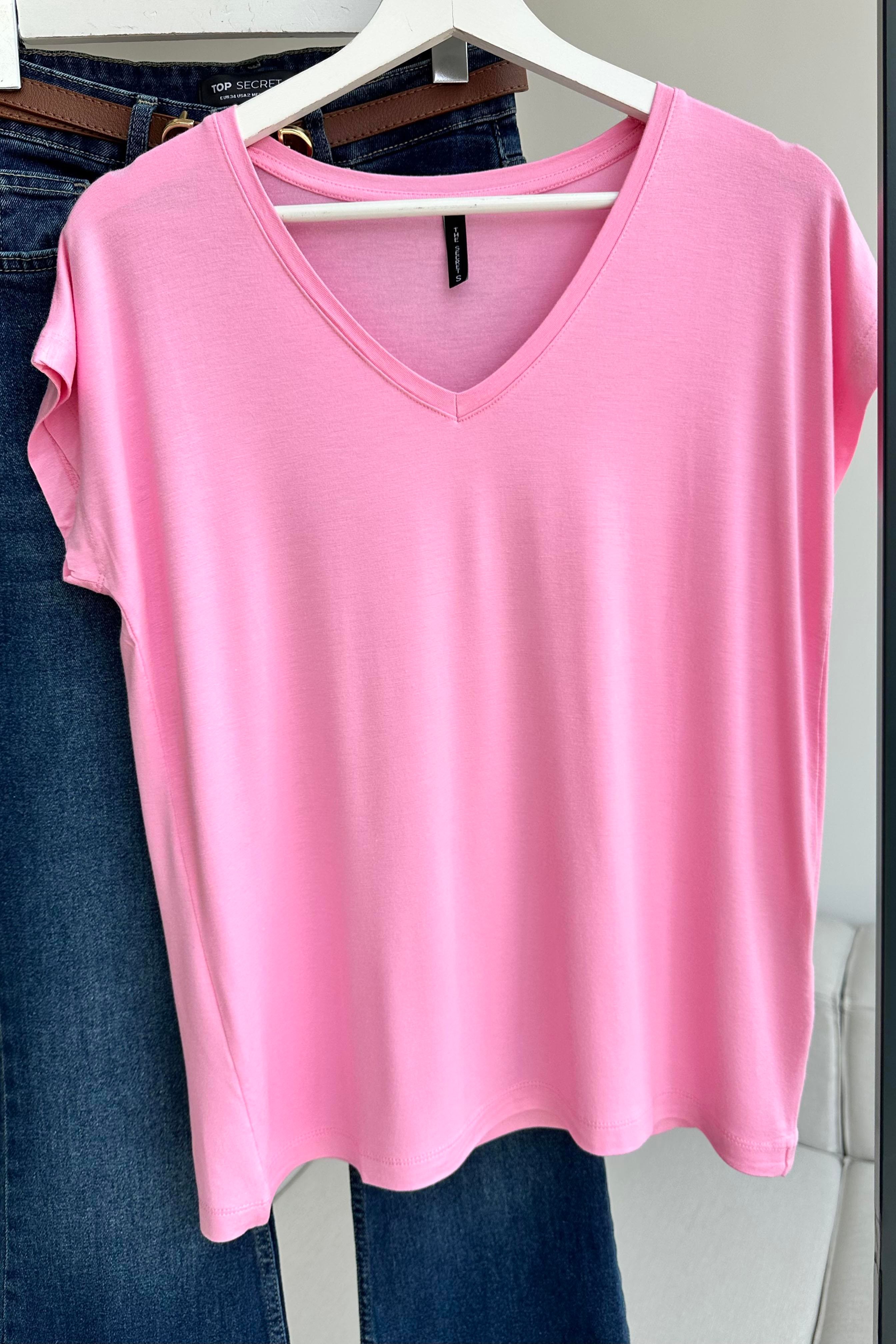 Soft Line V Yaka Basic Tişört Pembe