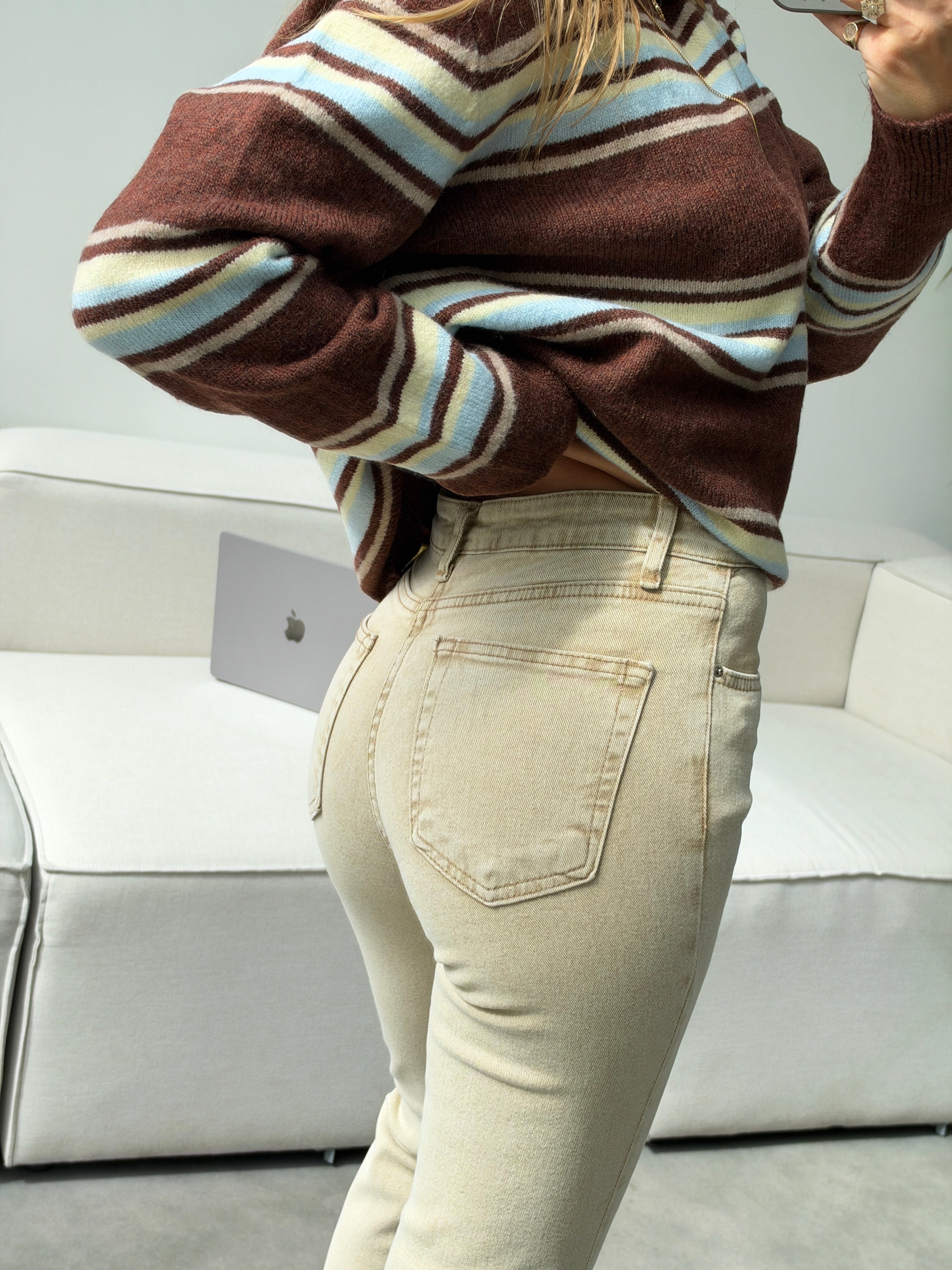 Soley Kesik Paça Fit Jean Bej