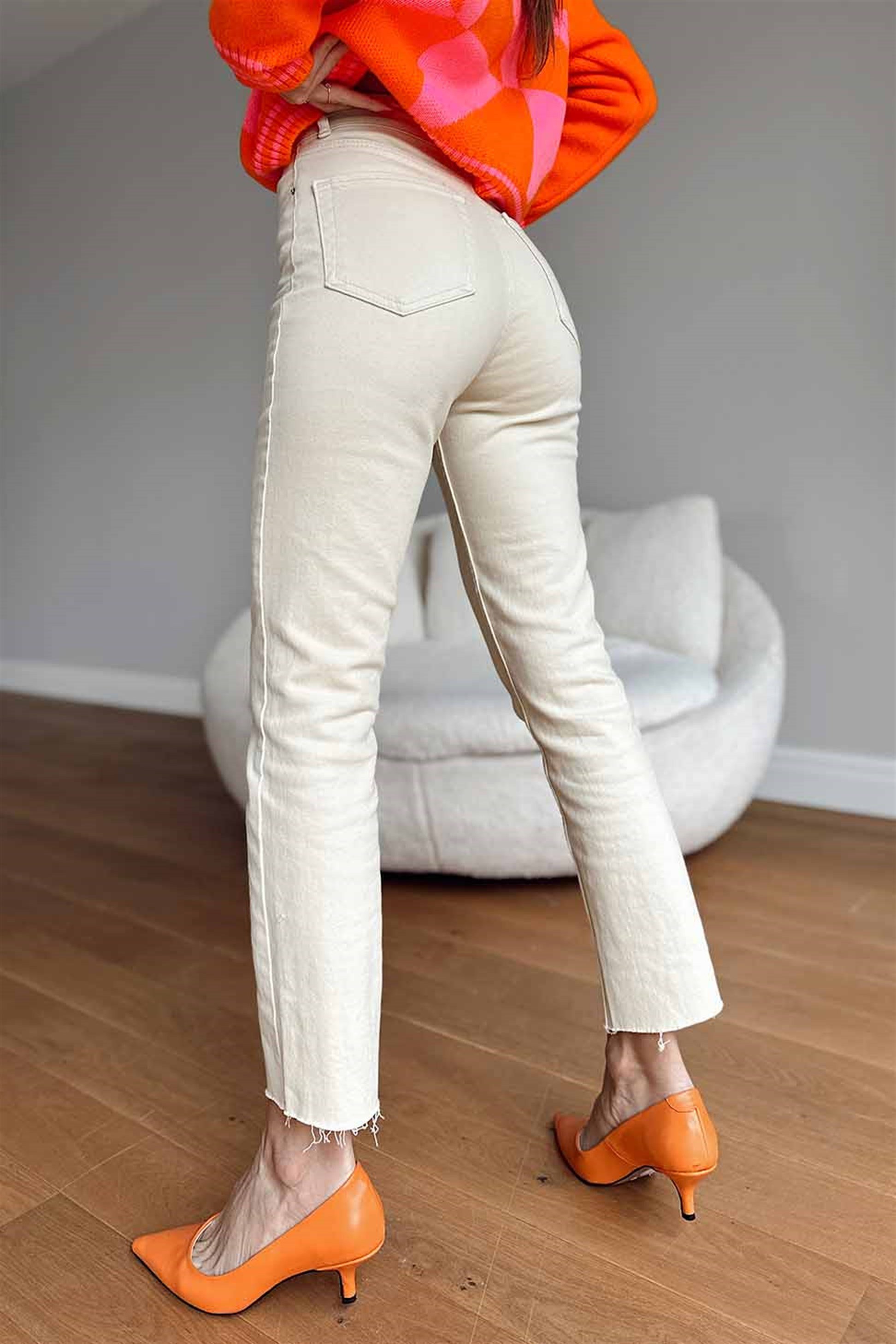 Topshop Ultra Yüksek Bel Paçası Kesik Kadın Jean Pantolon Bej