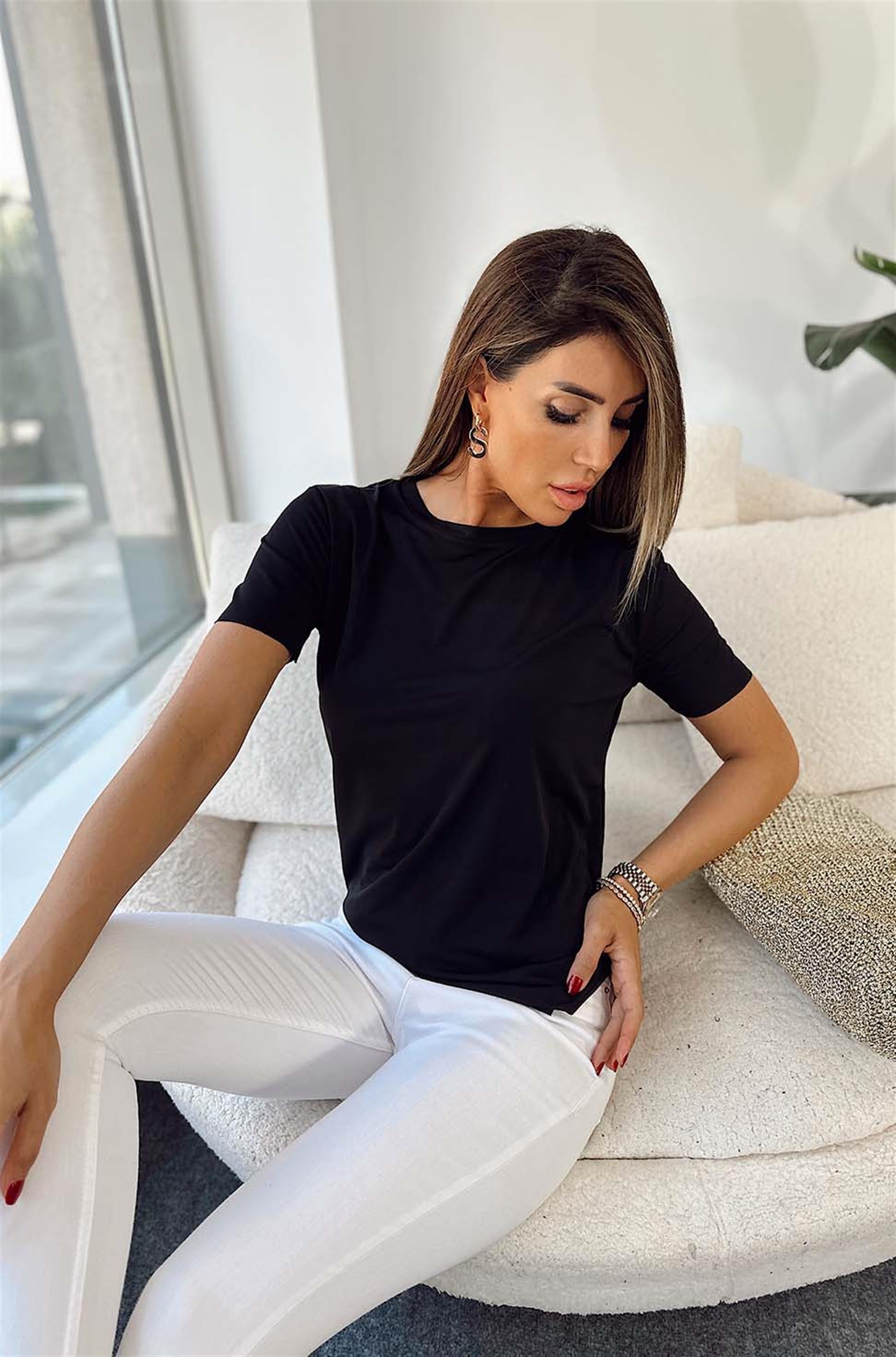 Ultra Lüx Kalite Likralı Lazer Kesim Detay Kadın Tişört Siyah