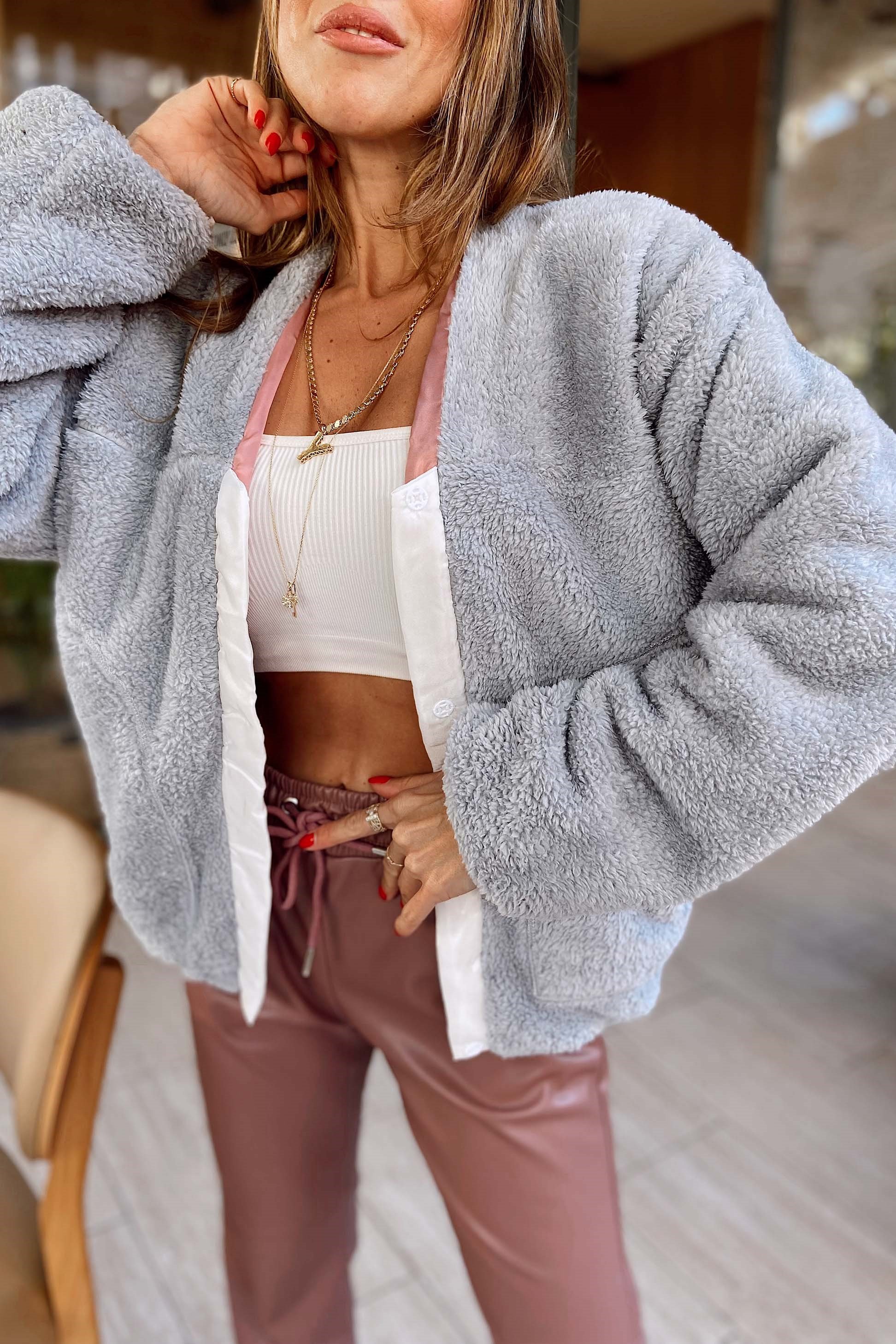V Yaka Çıtçıtlı Polar Gri