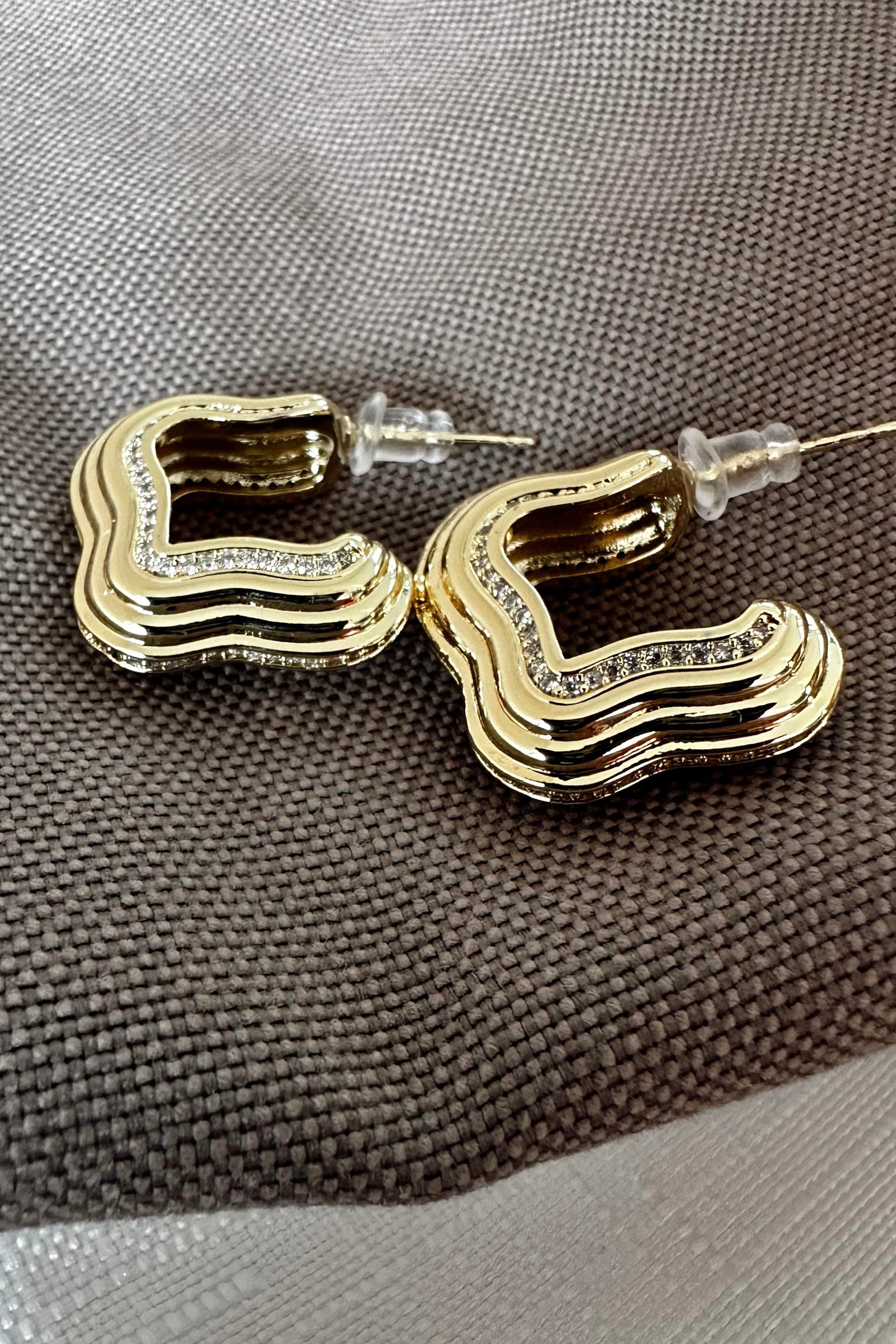 Xuping Dolgu Model Zirkon Taşlı Kare Küpe Gold