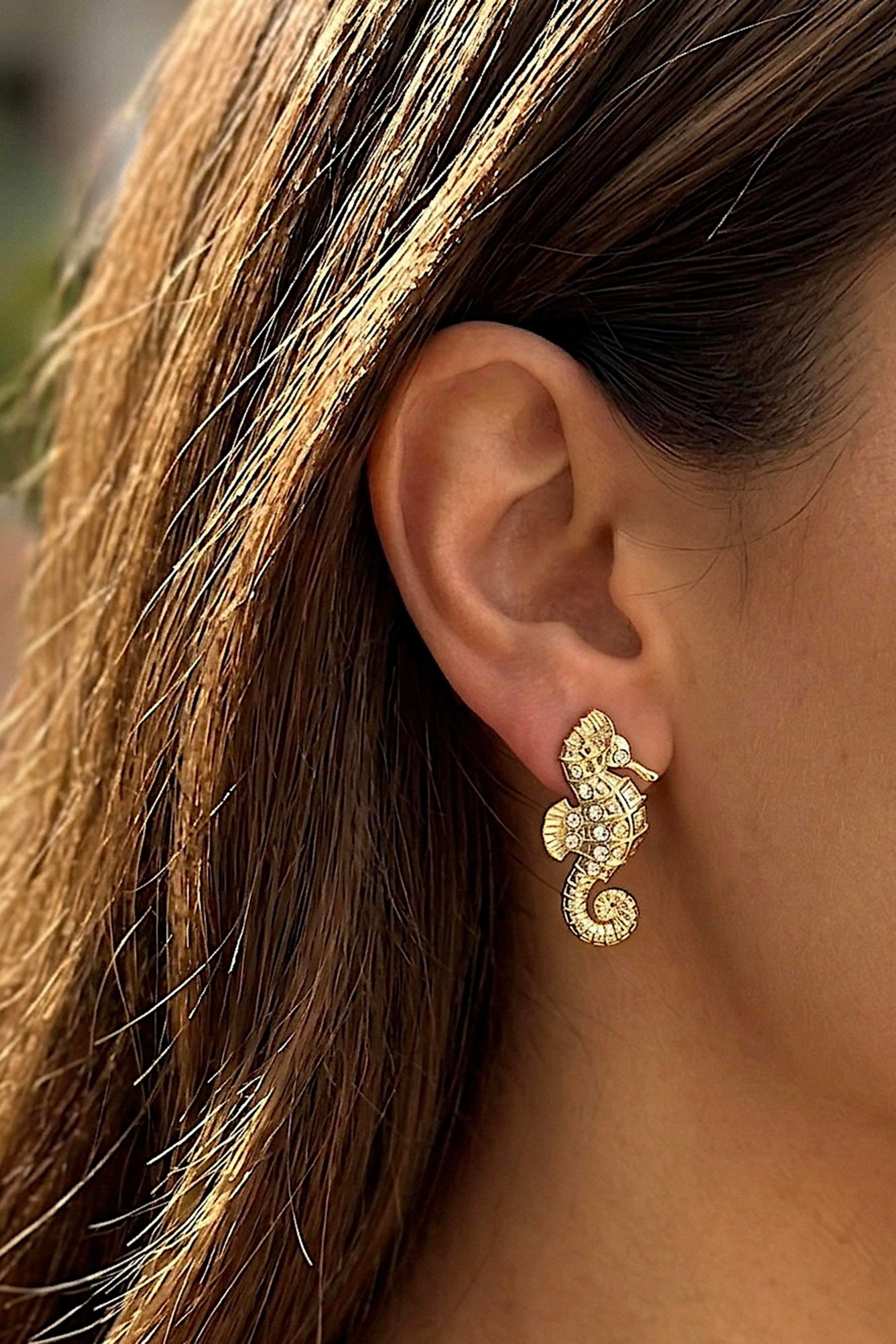 Xuping Gold Zirkon Taşlı Denizatı Küpe