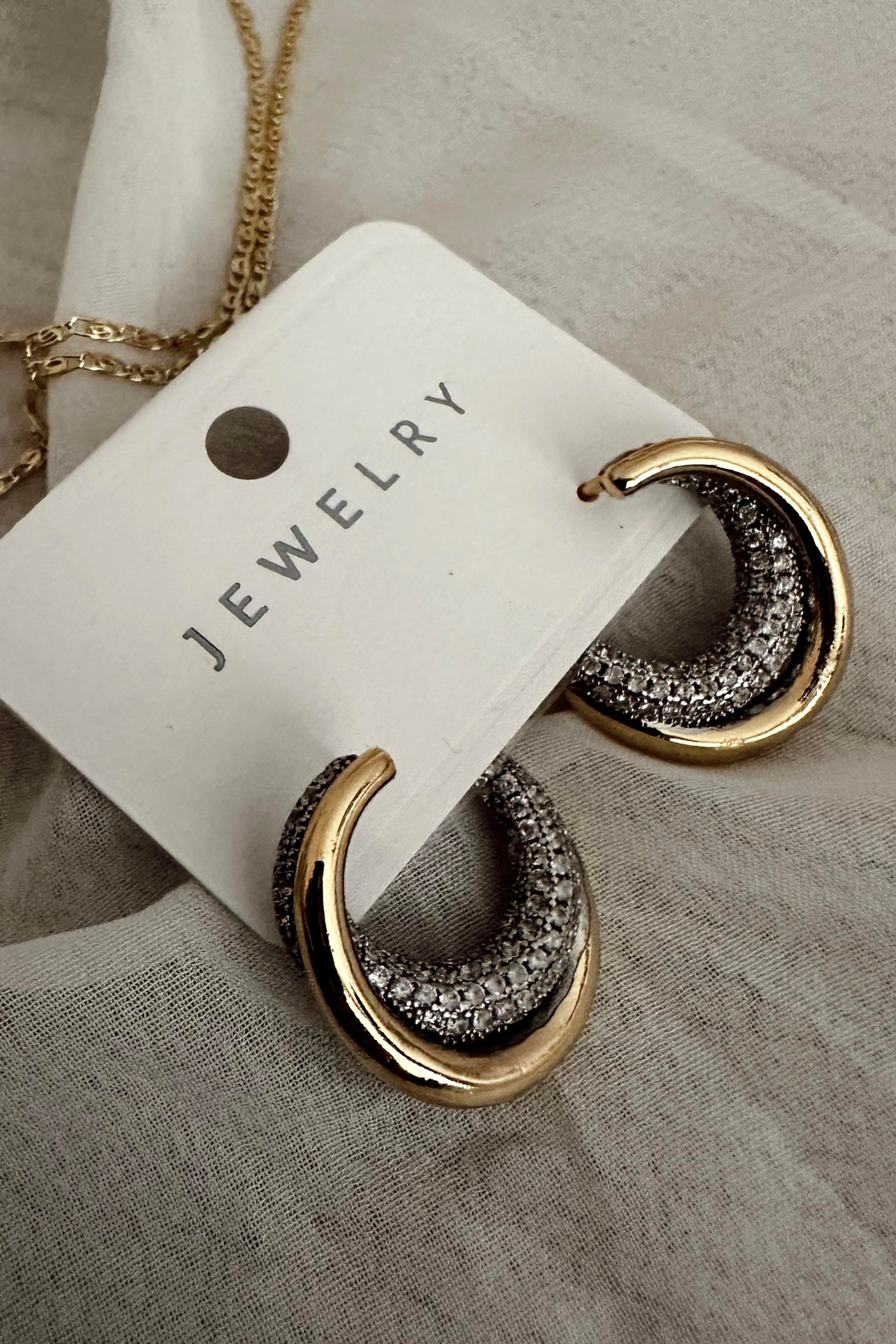 Xuping Sarmal Model Taşlı Halka Küpe Gold
