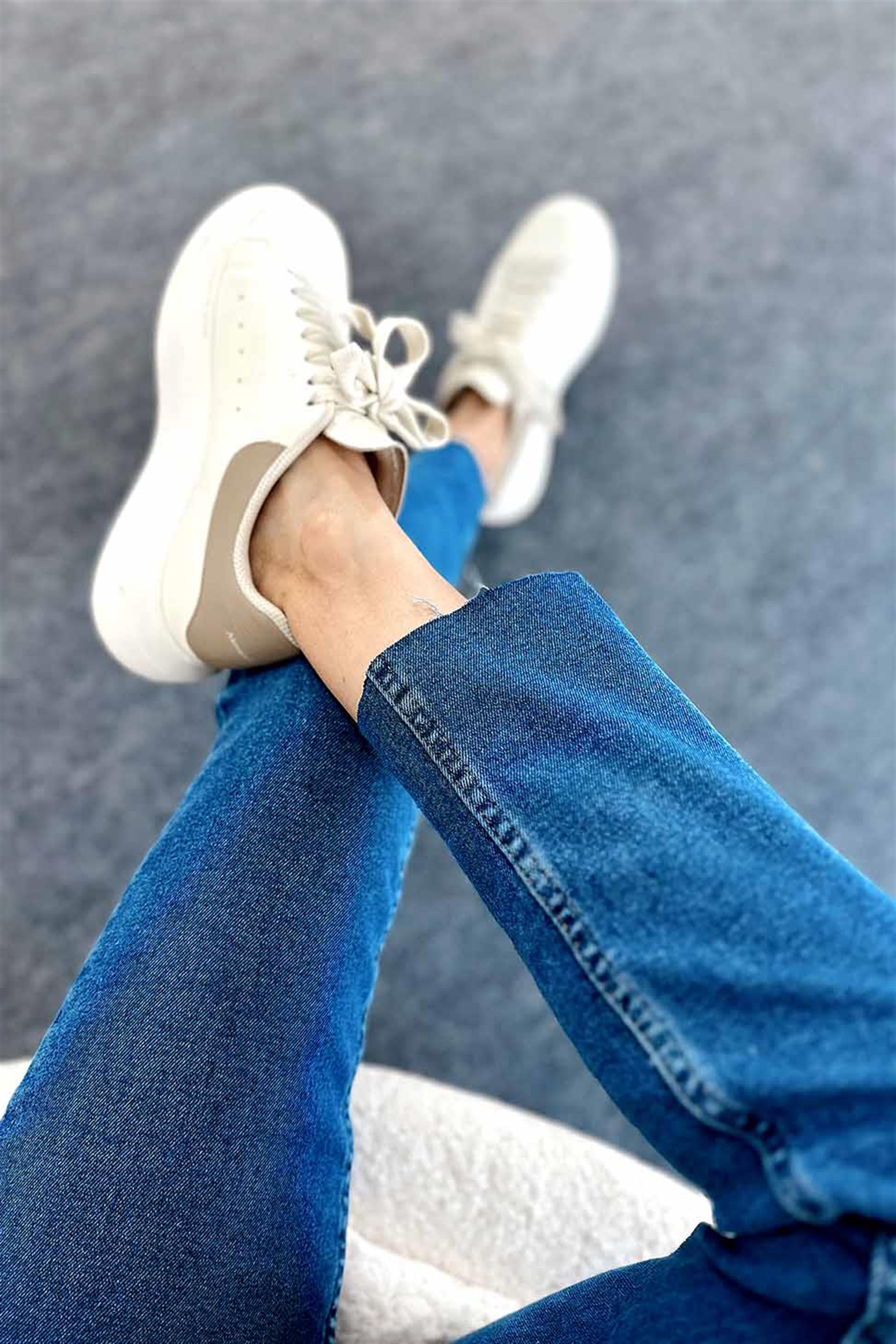 Yüksek Bel Kesik Paça Detay Boyfriend Jean Pantolon Mavi