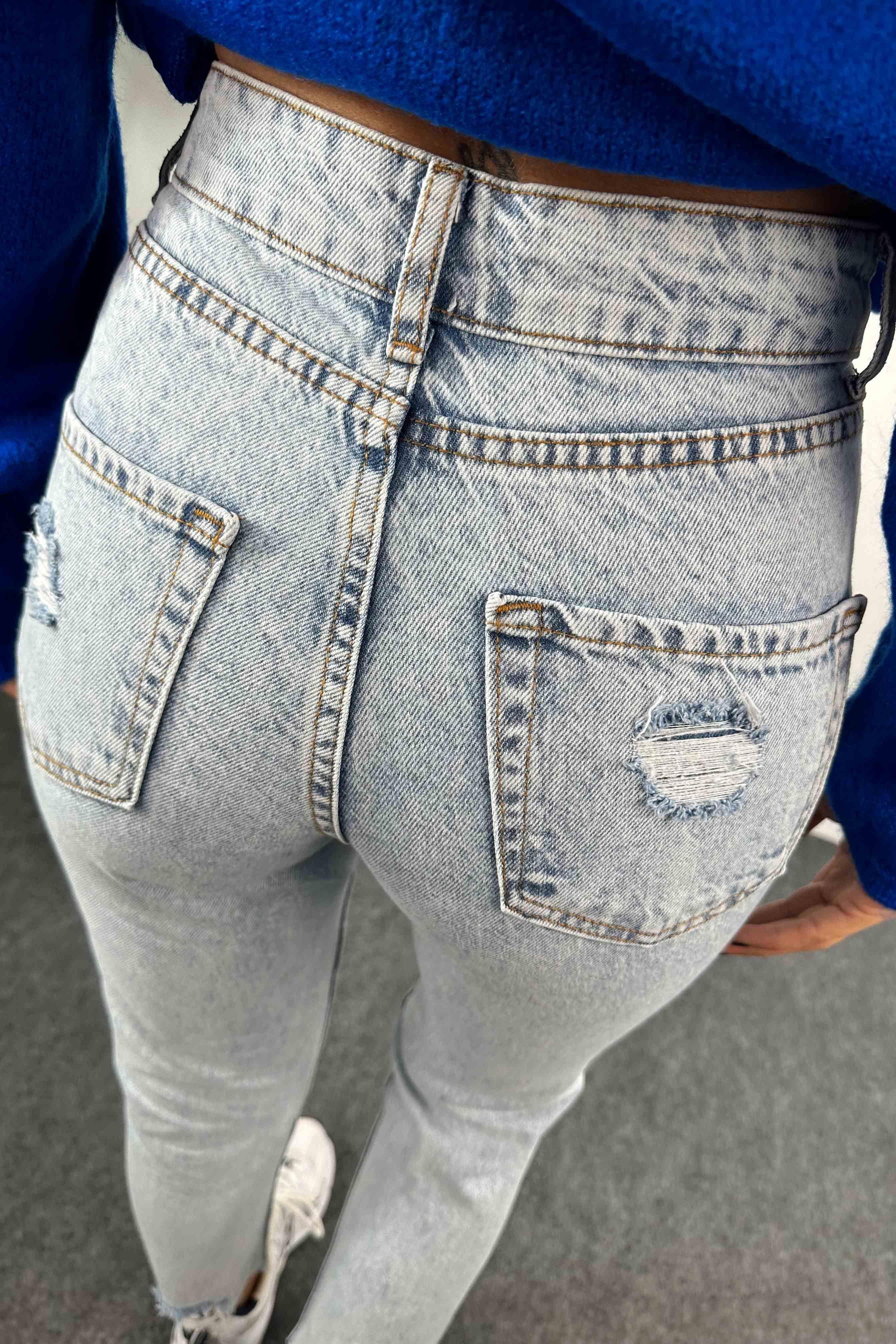 Yüksek Bel Püskül Detaylı Mom Jean Pantolon Buz Mavisi
