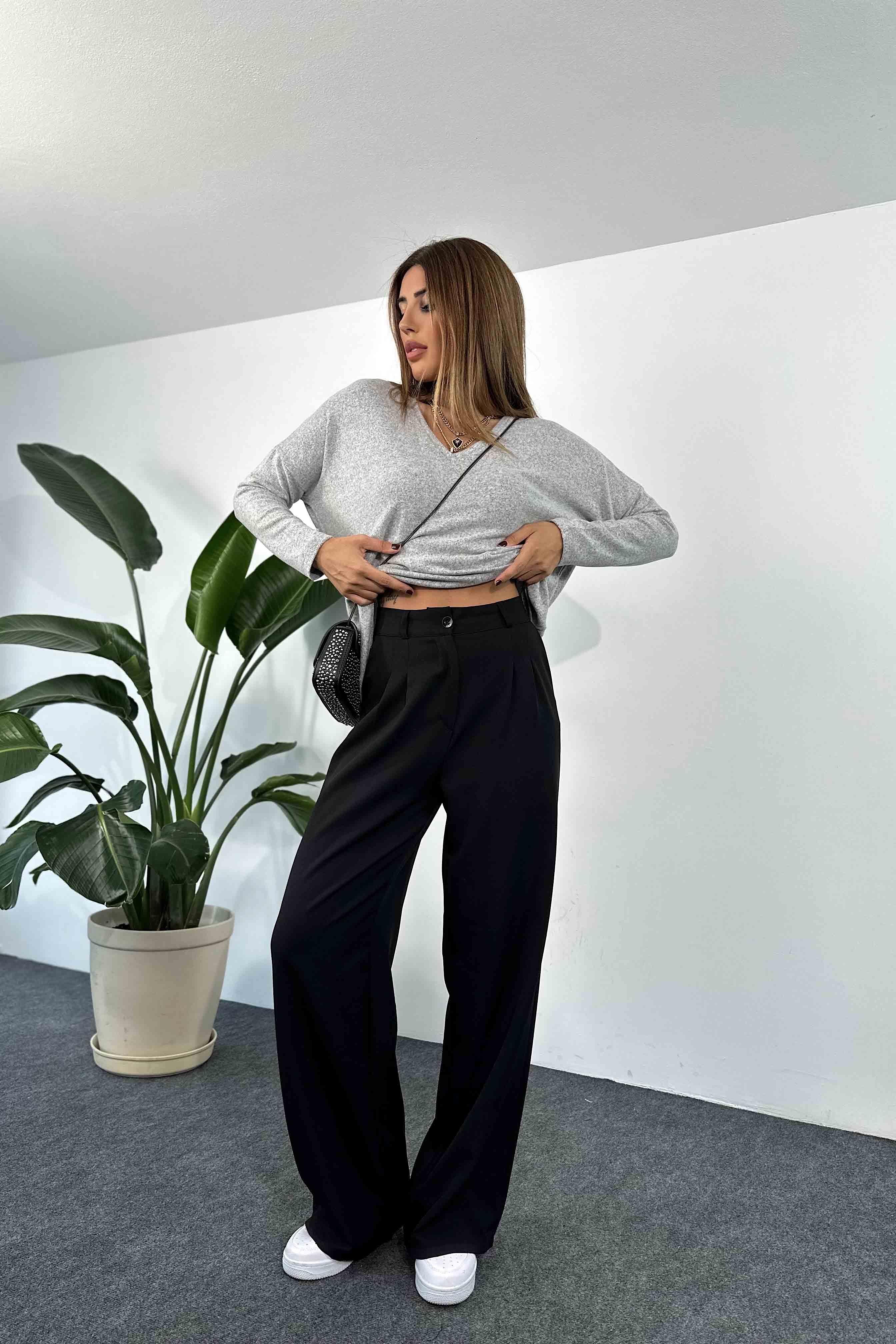 Yumoş Kumaş V Yaka Kadın Kazak Gri