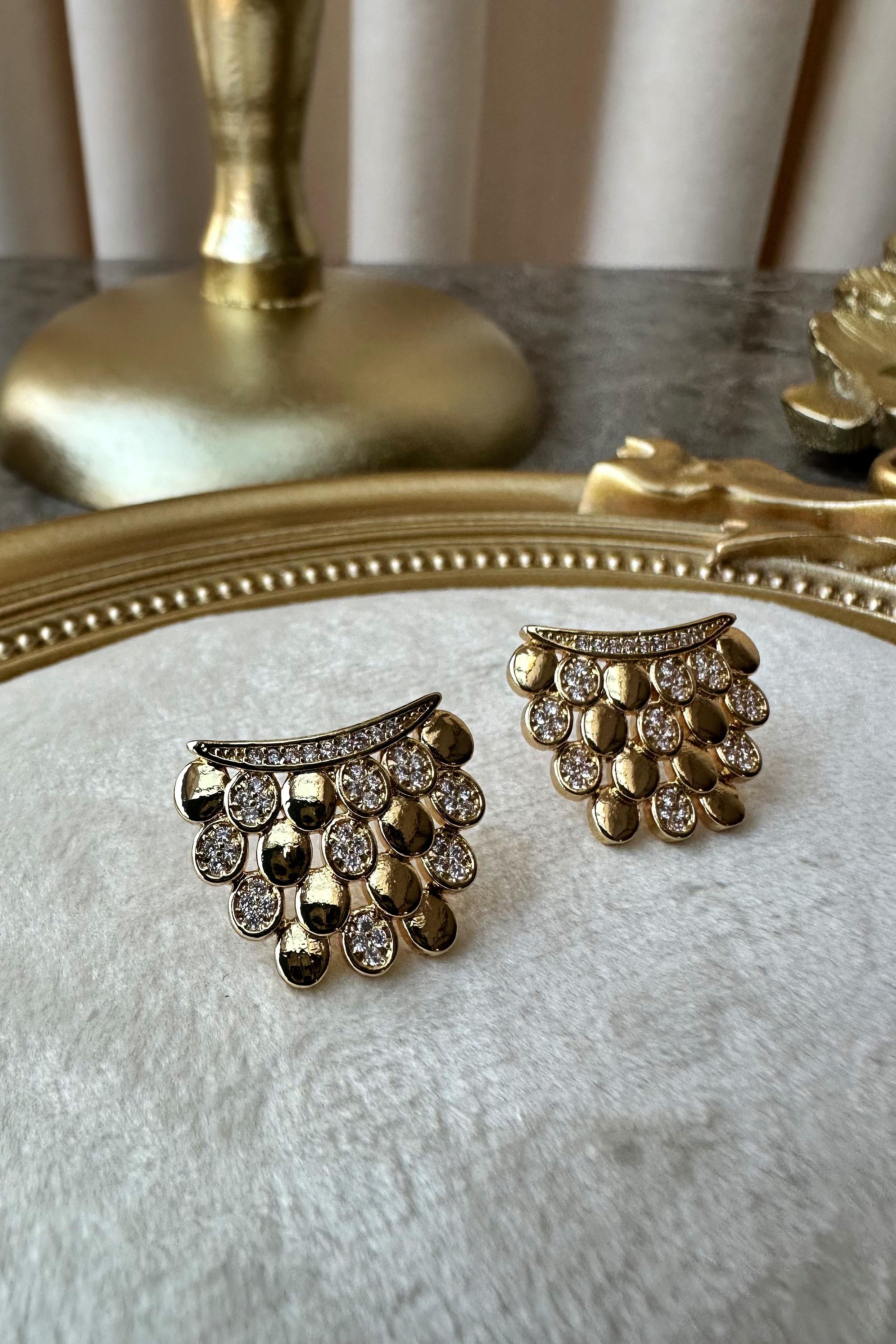 Zirkon Taşlı Gold Petek Küpe
