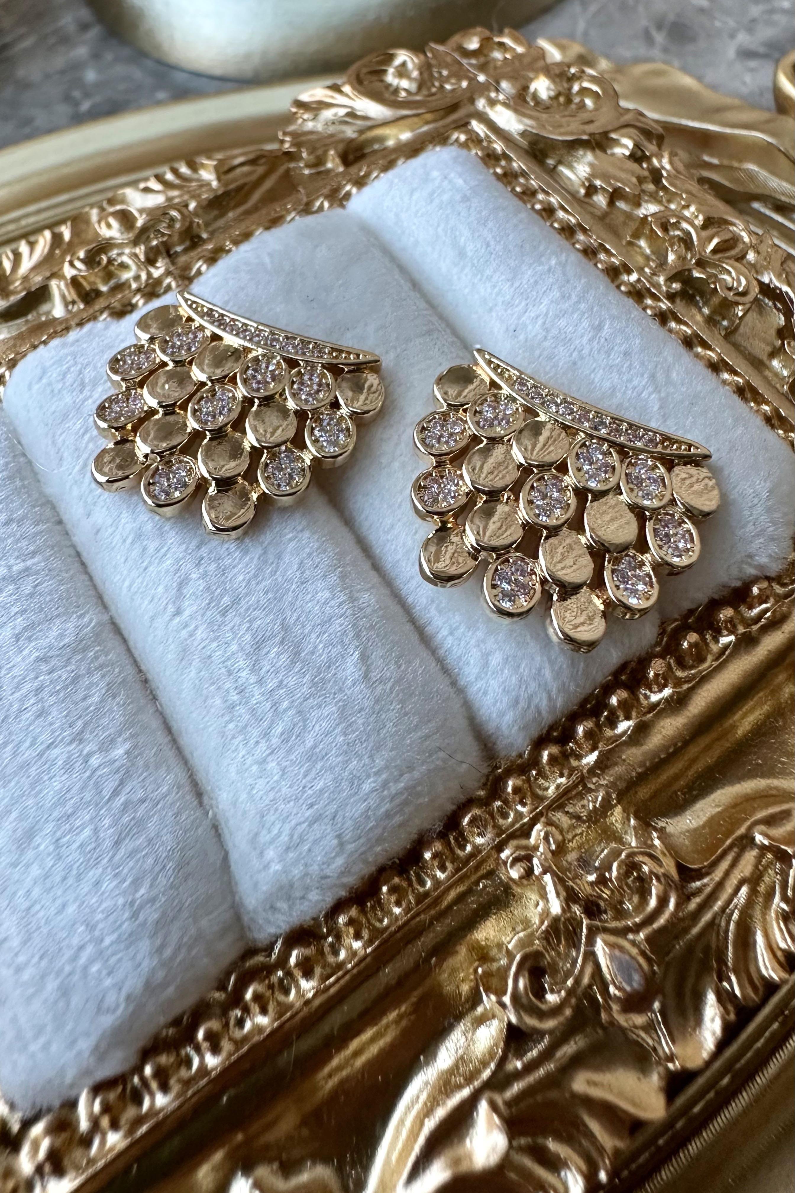 Zirkon Taşlı Gold Petek Küpe