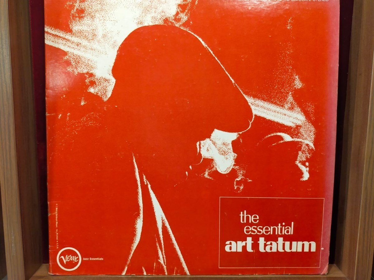 ART TATUM - THE ESSENTIAL ART TATUM