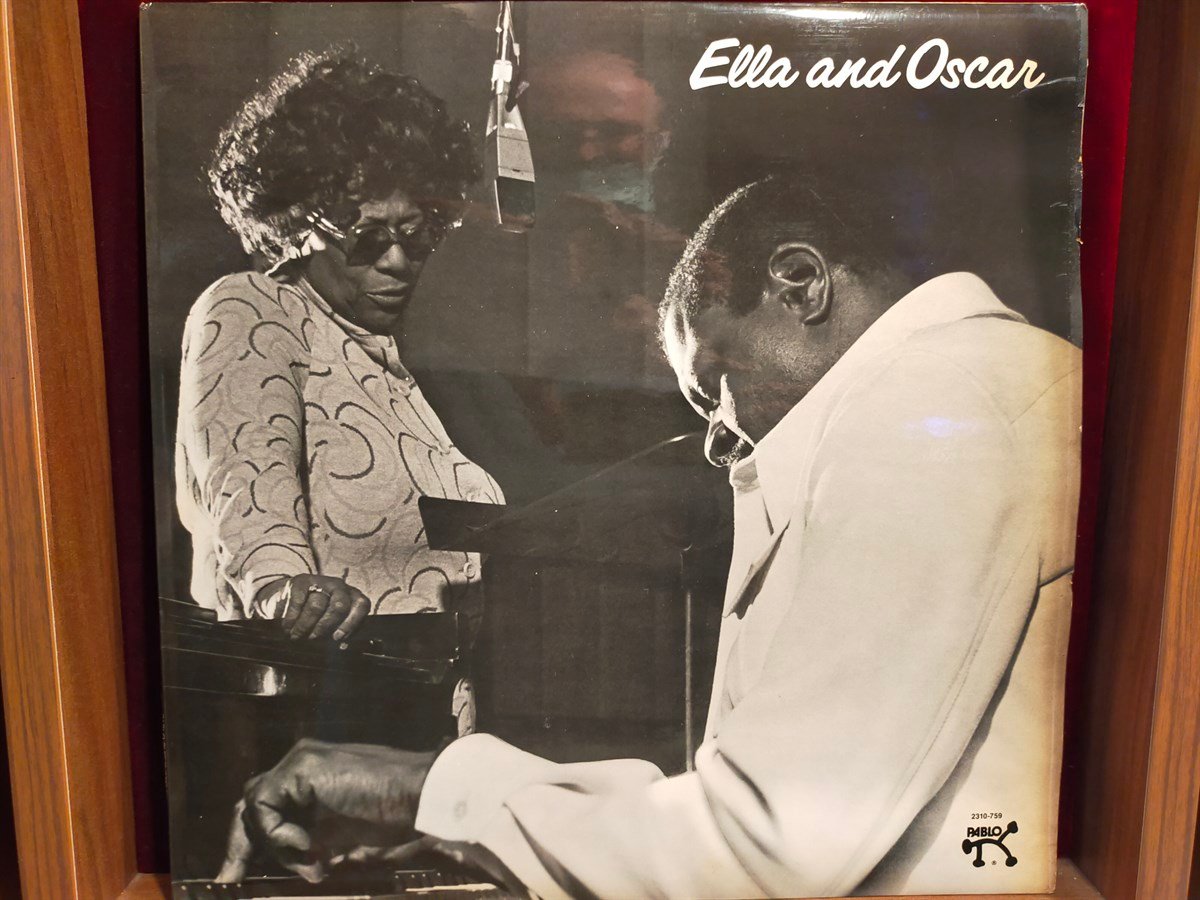 ELLA FITZGERALD & OSCAR PETERSON - ELLA AND OSCAR 