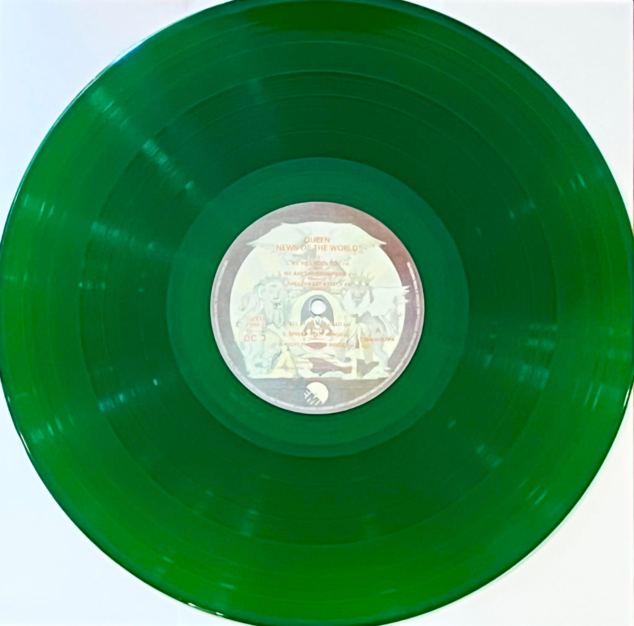 QUEEN - NEWS OF THE WORLD