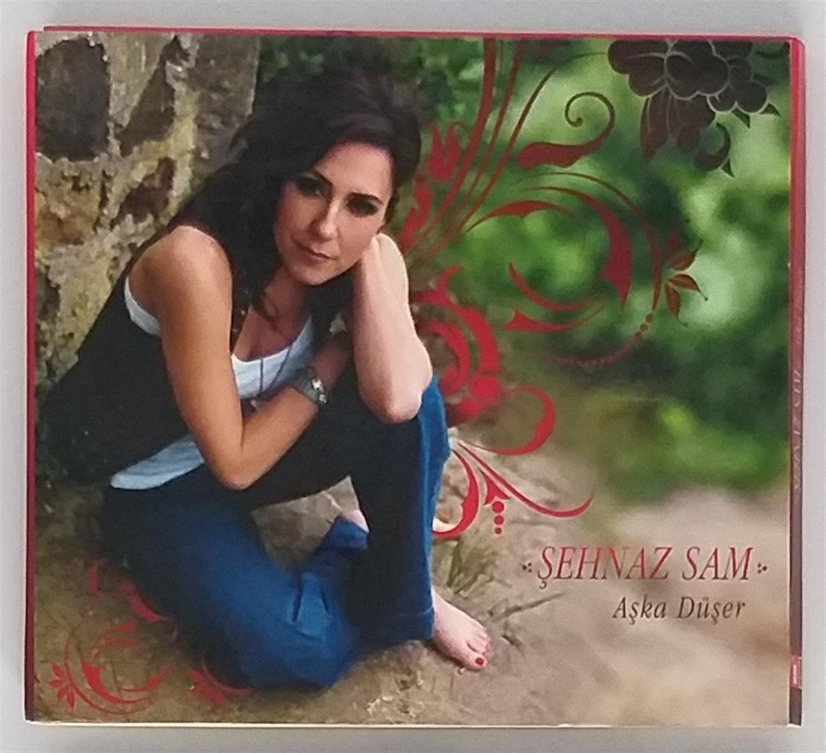 ŞEHNAZ SAM - AŞKA DÜŞER