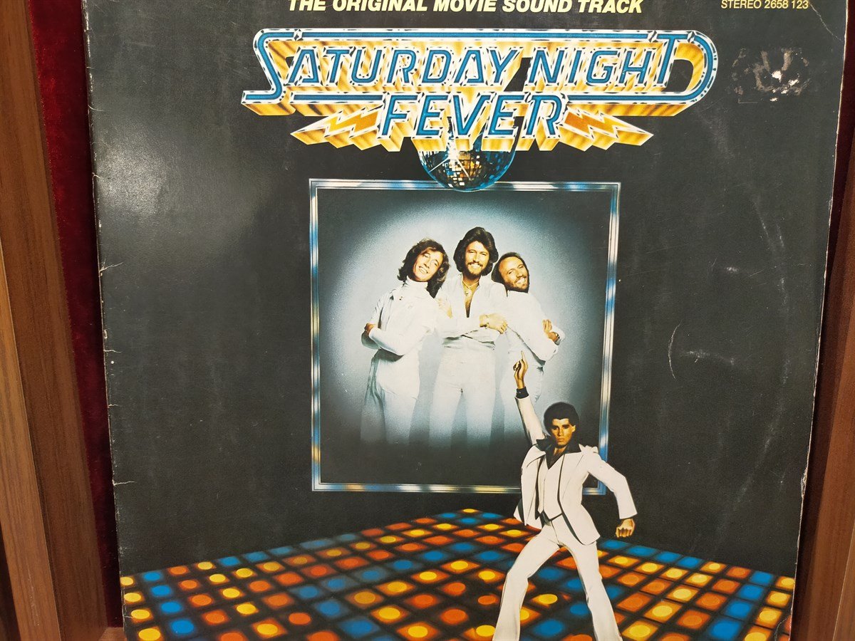 VARIOUS ARTIST - SATURDAY NIGHT FEVER (ORIGINAL MOTION PICTURE SOUNDTRACK)