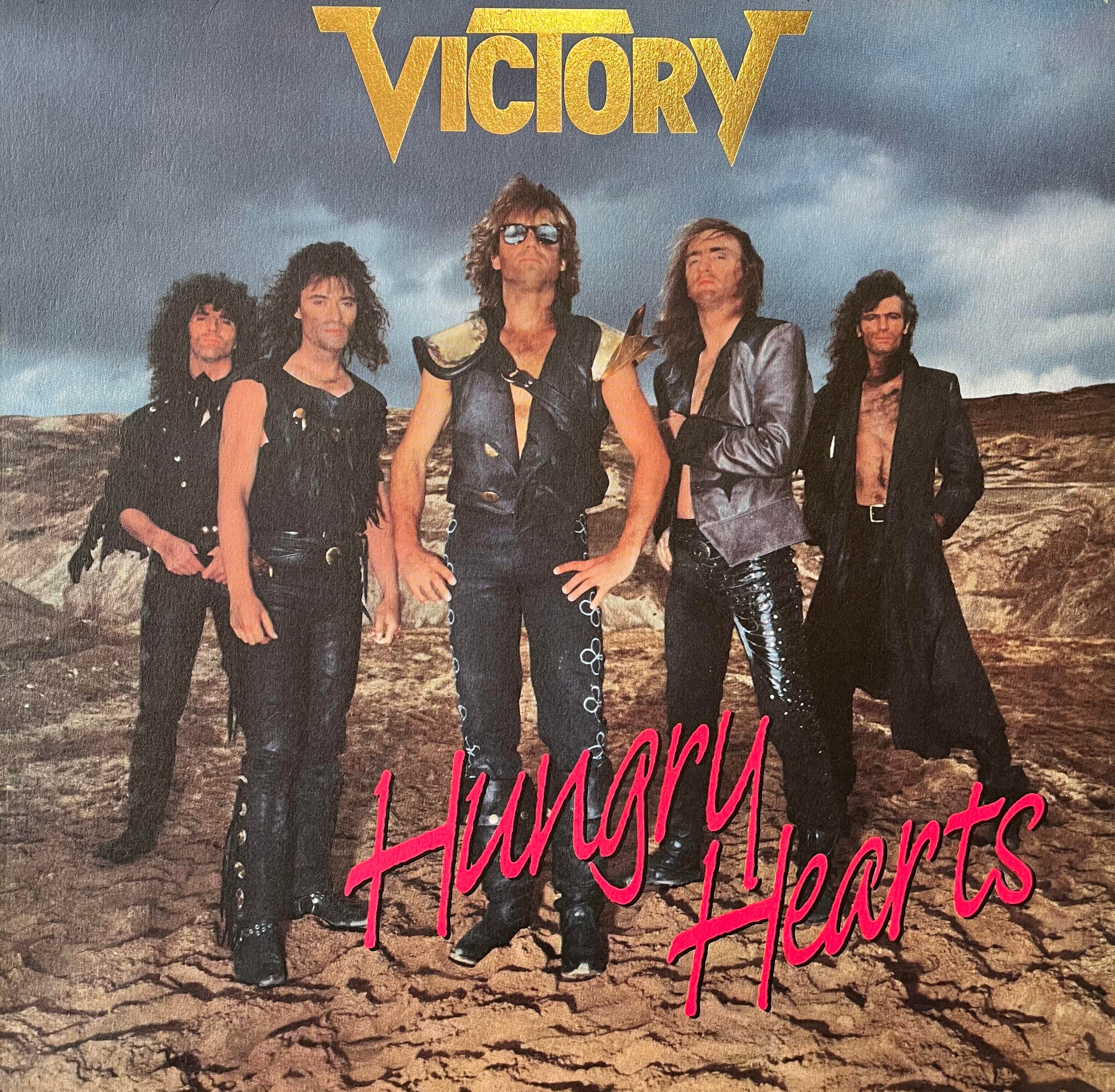 VICTORY - HUNGRY HEARTS 