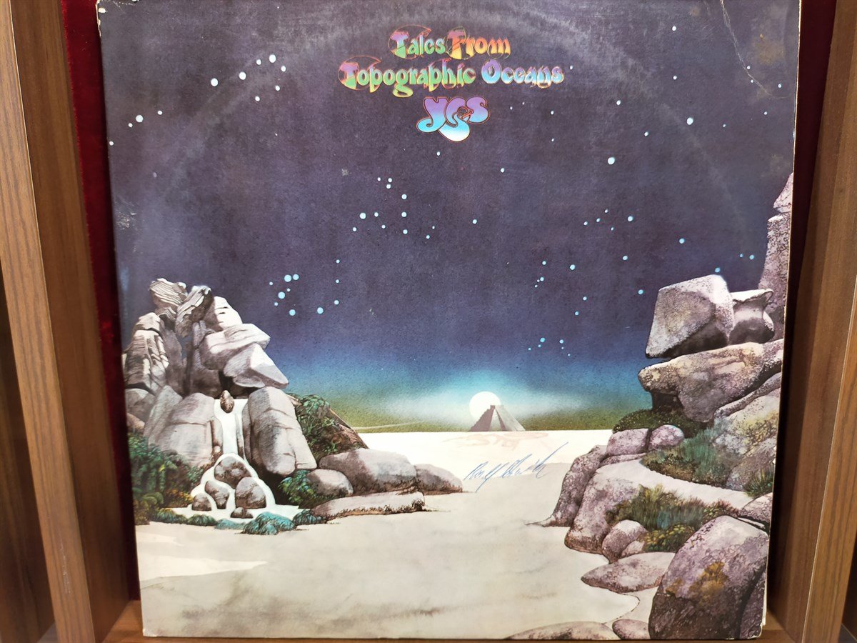 YES - TALES FROM TOPOGRAPHIC OCEANS 