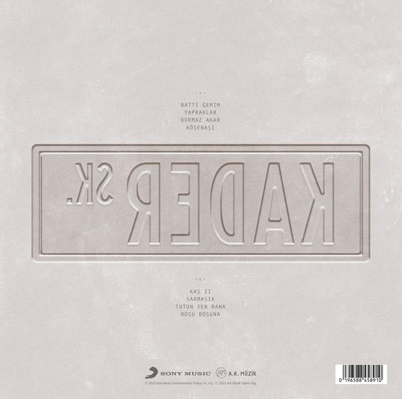 YÜZYÜZEYKEN KONUŞURUZ - KADER SOKAK 