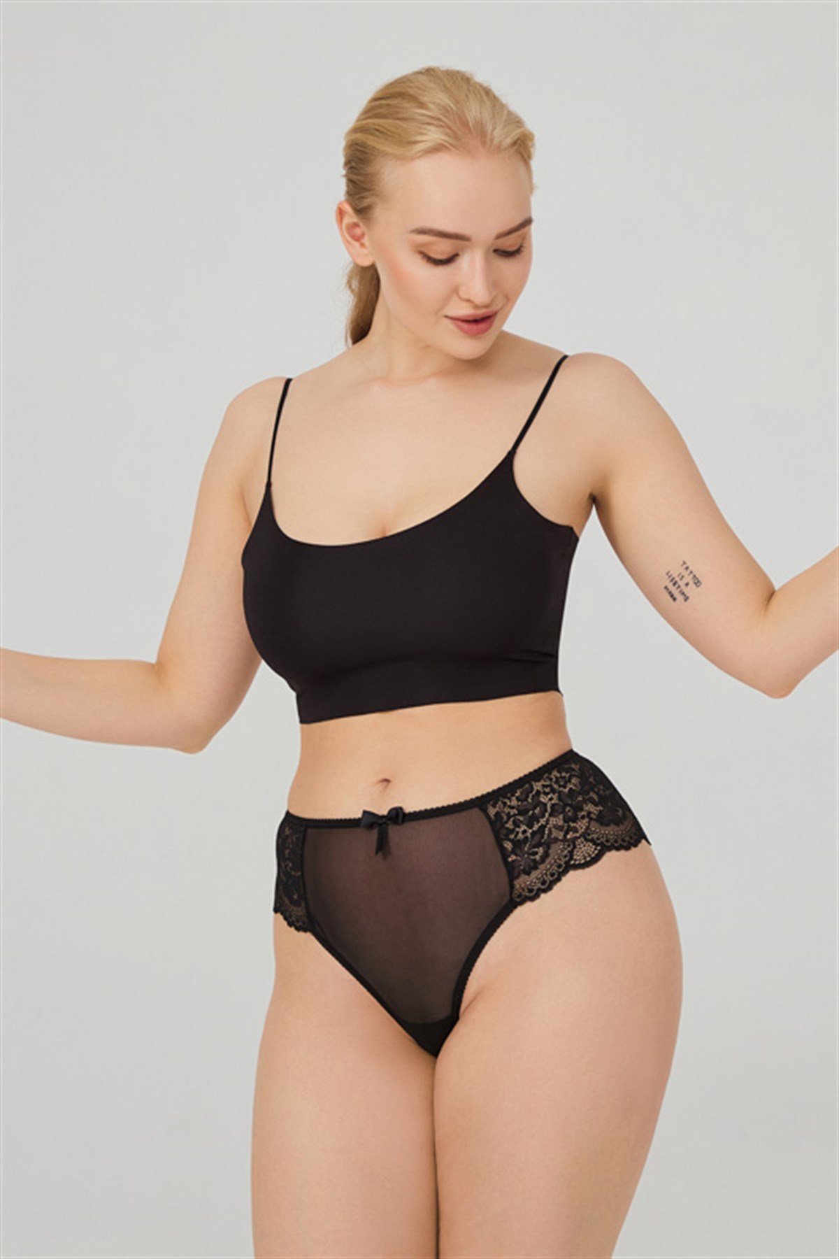 Dantelli Tül Detaylı Büyük Beden Brezilya 3'lü Paket Külot - 3