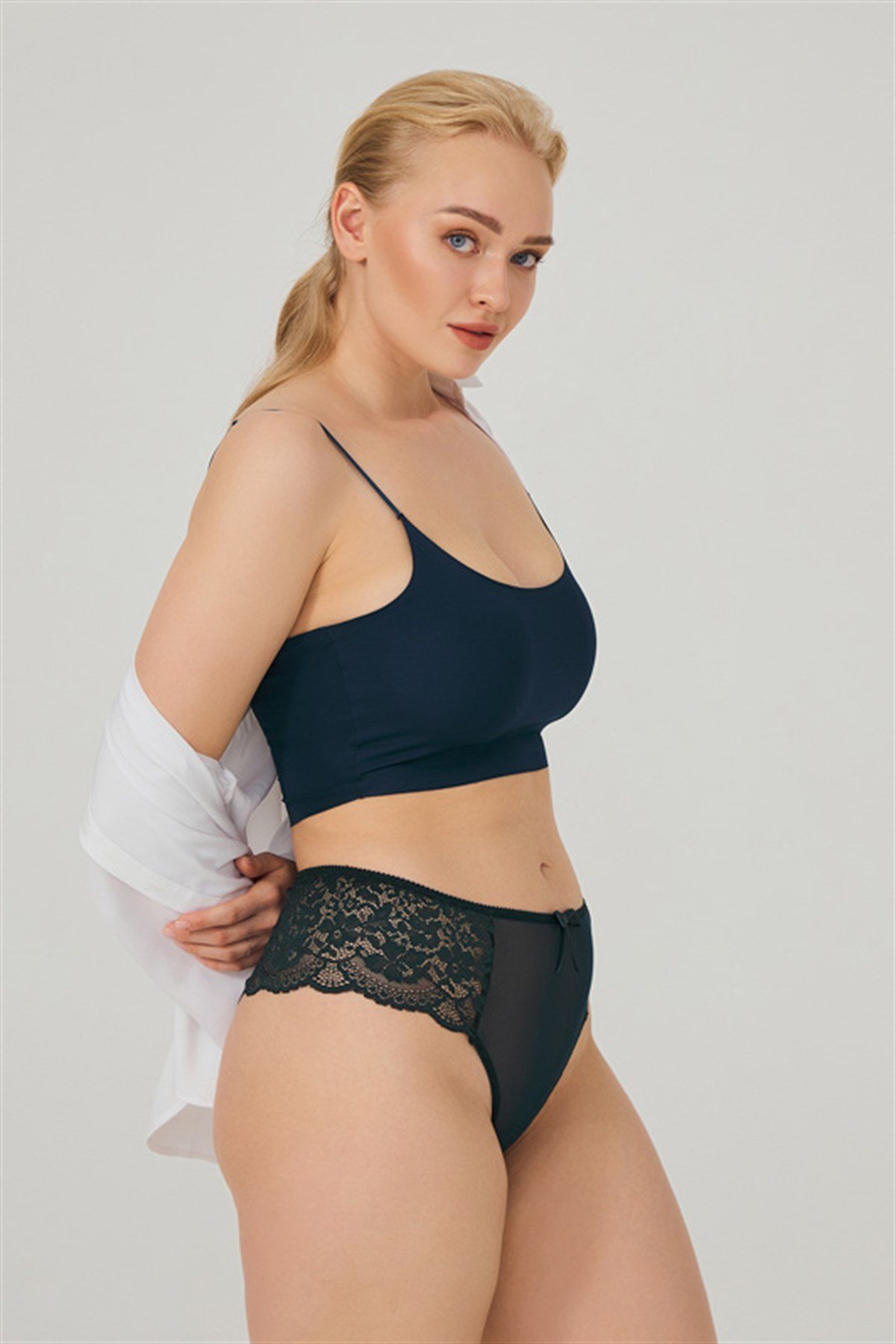 Dantelli Tül Detaylı Büyük Beden Kadın Brezilya 7'li Paket Külot