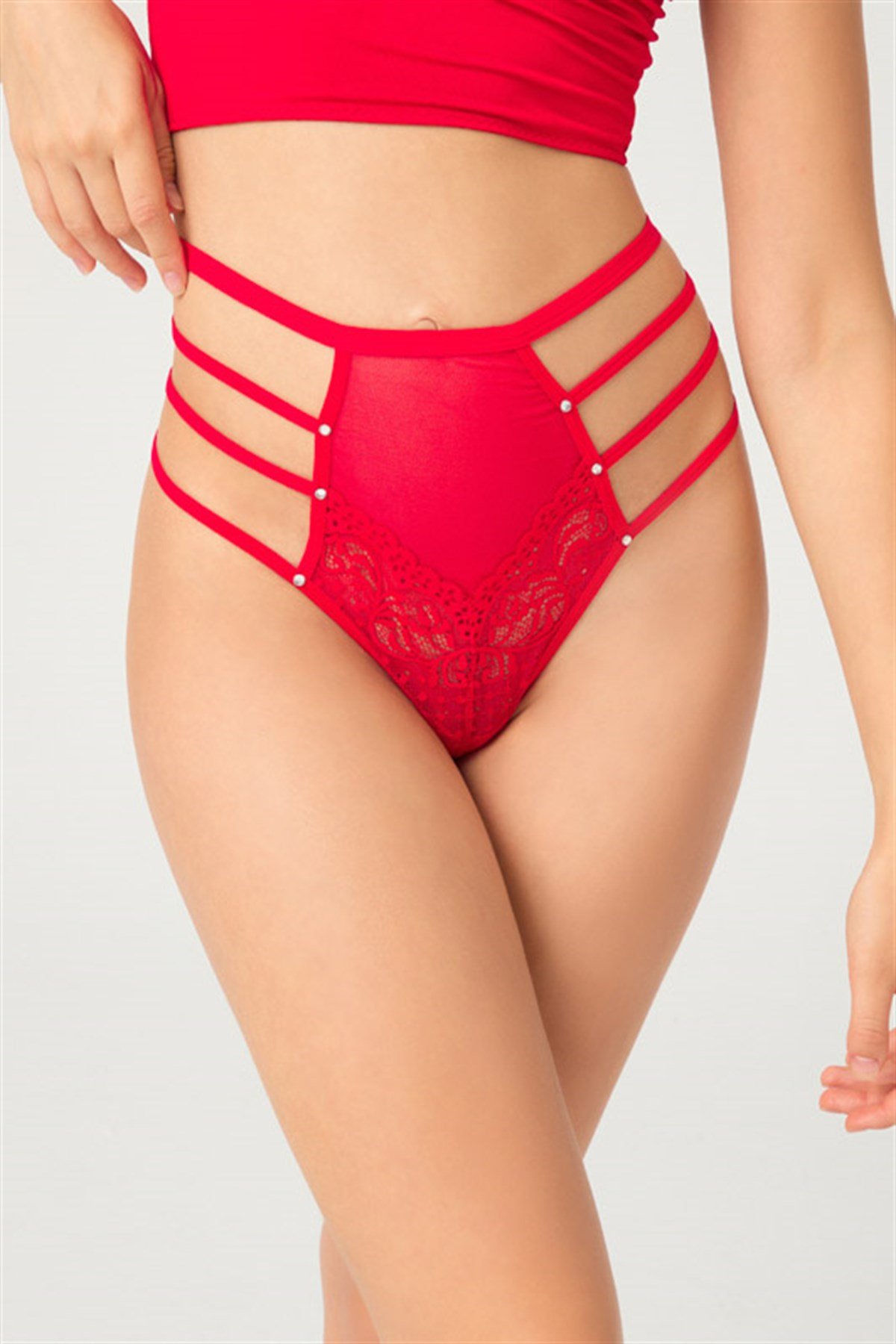 Kırmızı Lastik Detaylı Fiyonklu Kadın String Külot