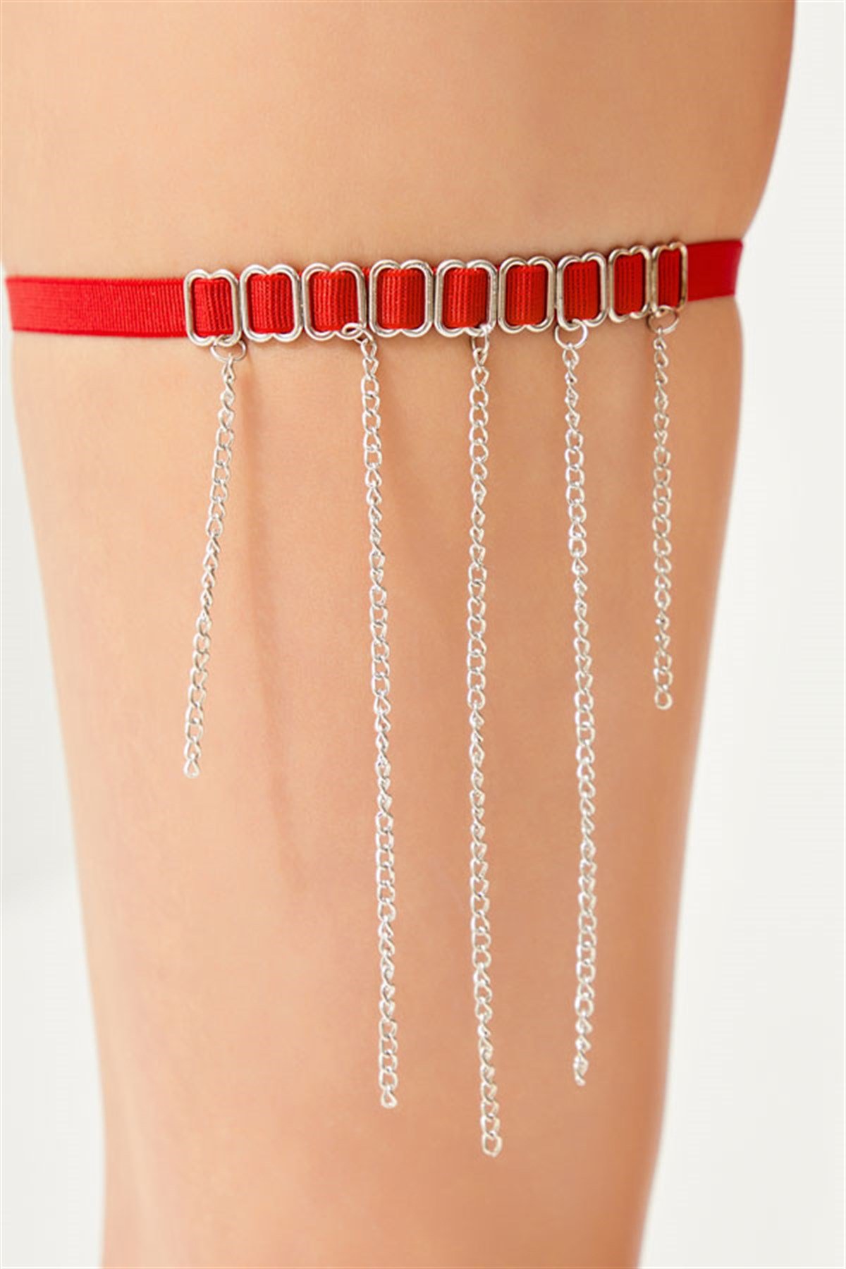 Kırmızı Zincir Detaylı Kadın Bacak Aksesuarı
