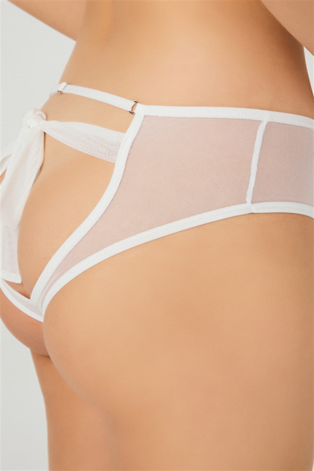 Krem Tül Özel Bölgesi Açık Fantezi Kadın Bikini Külot