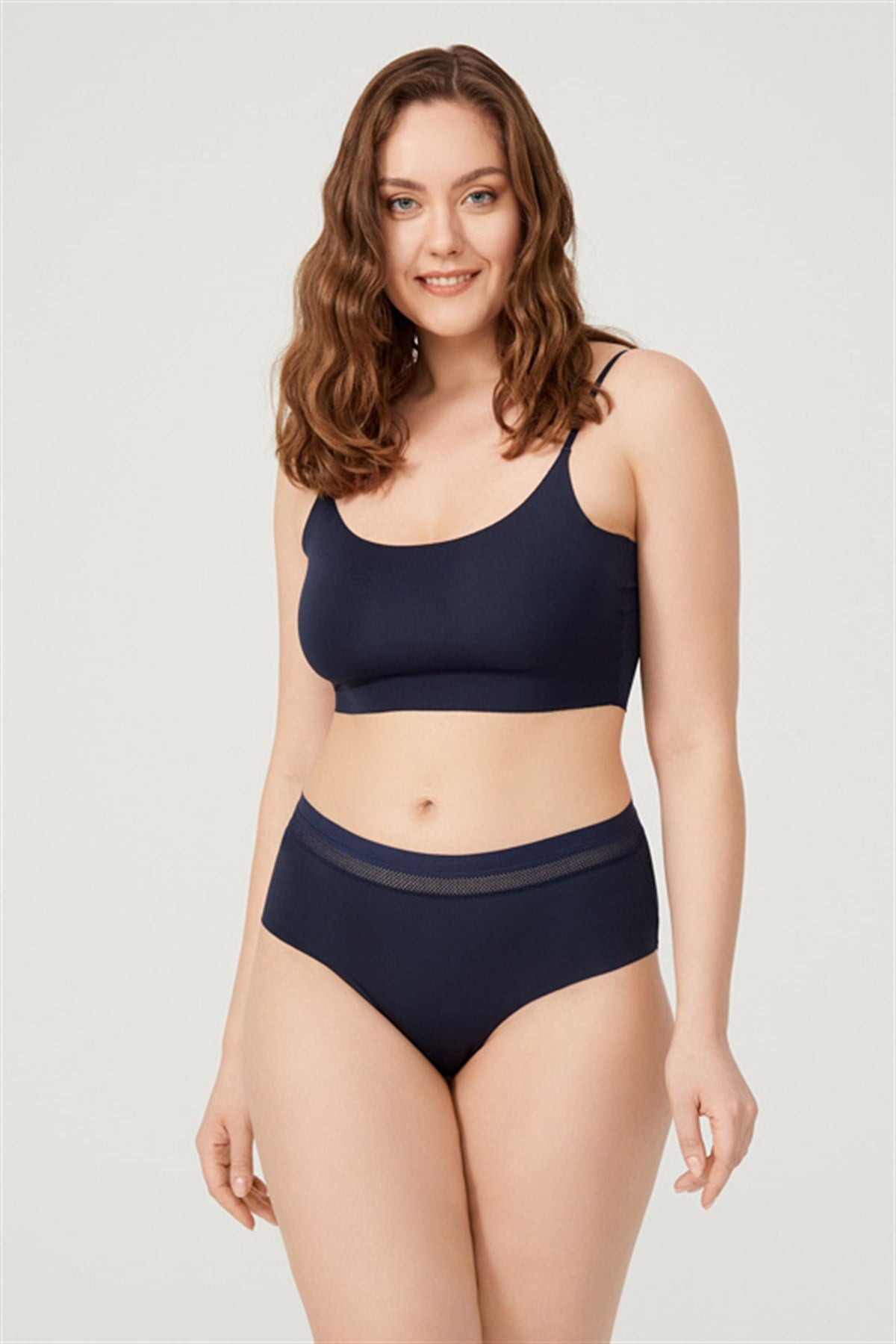 Lazer Kesim Lastik Detaylı Büyük Beden Bikini Külo